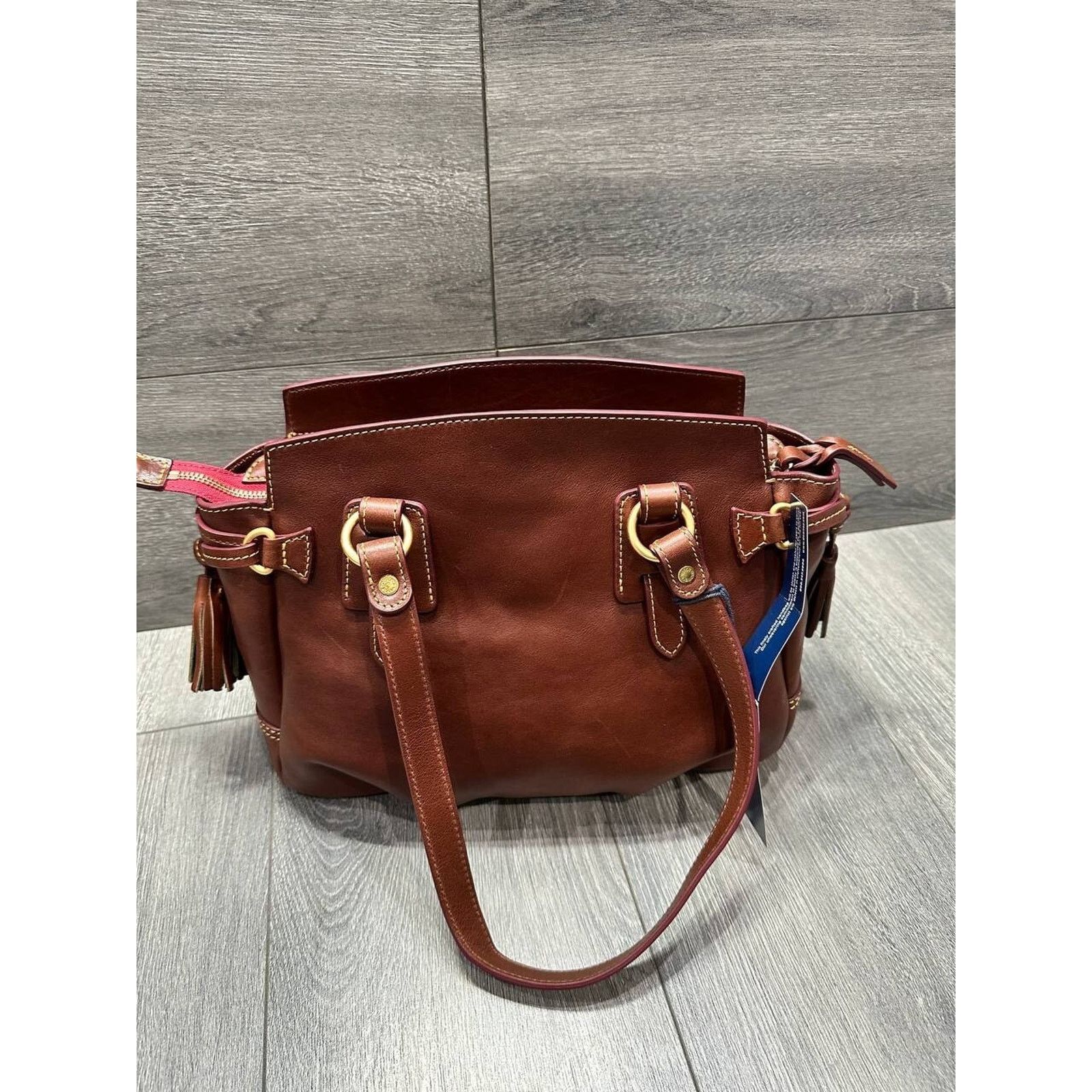 Dooney & Bourke Dooney & Bourke Florentine Leather Small Winged A626470 Size ONE SIZE - 6 Thumbnail