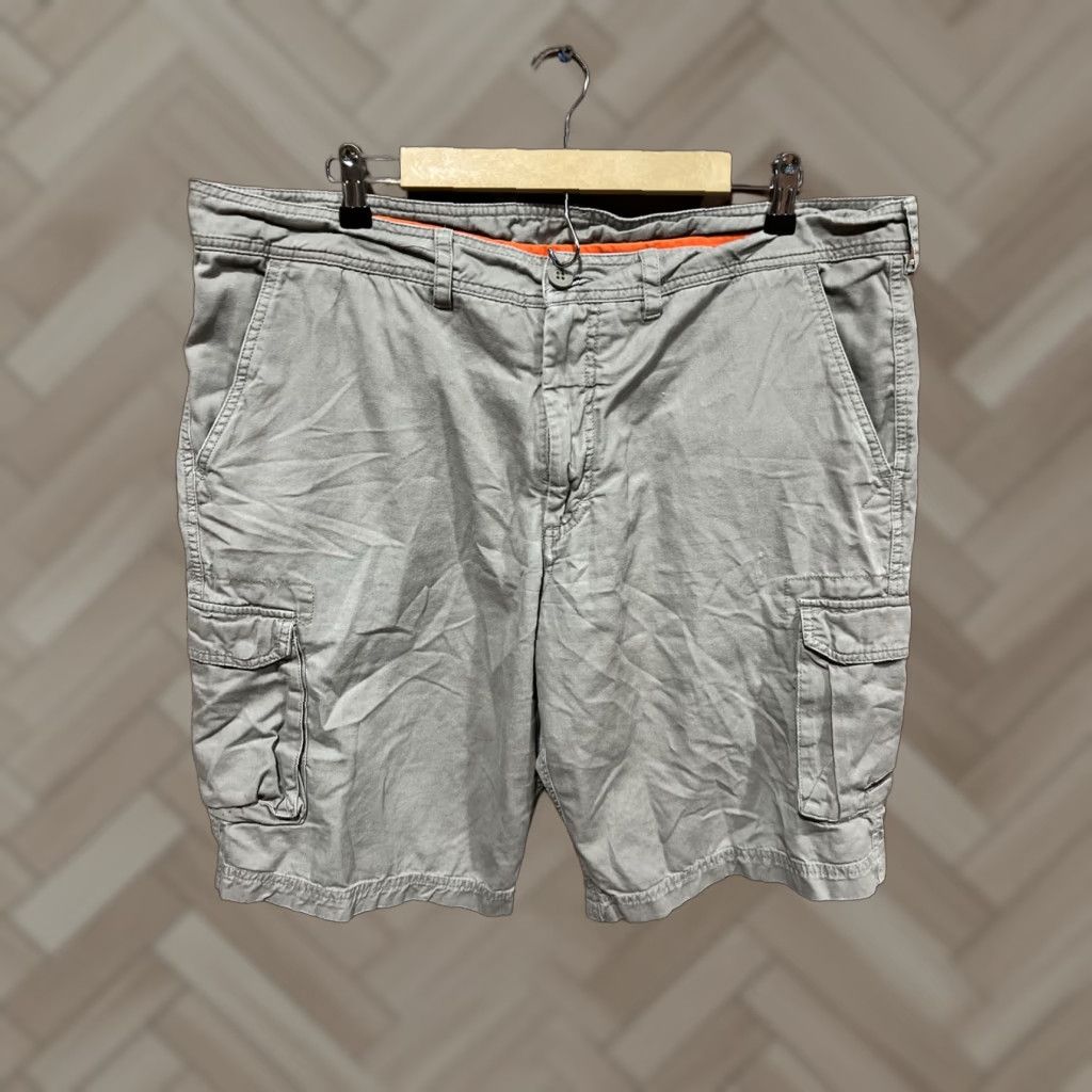 Nike Nike Shorts Cargo Flat Front Beige 38 Mens Cargo Pocket Cotton Regular Slim? (adjust to one word category) Size US 38 / EU 54 - 1 Thumbnail