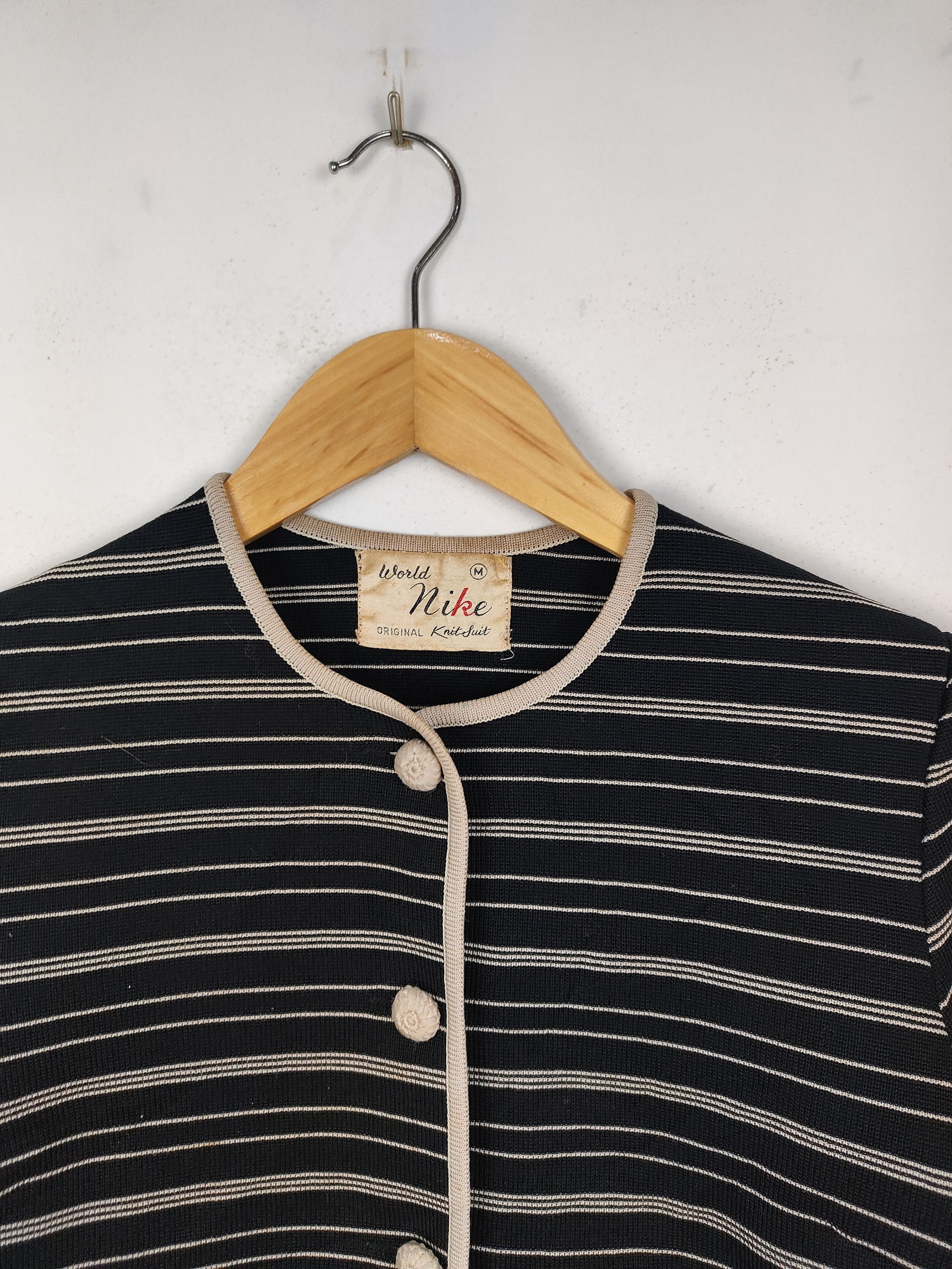 Nike Vintage Nike Knit Suit Stripe Cardigan Size M / US 6-8 / IT 42-44 - 2 Thumbnail