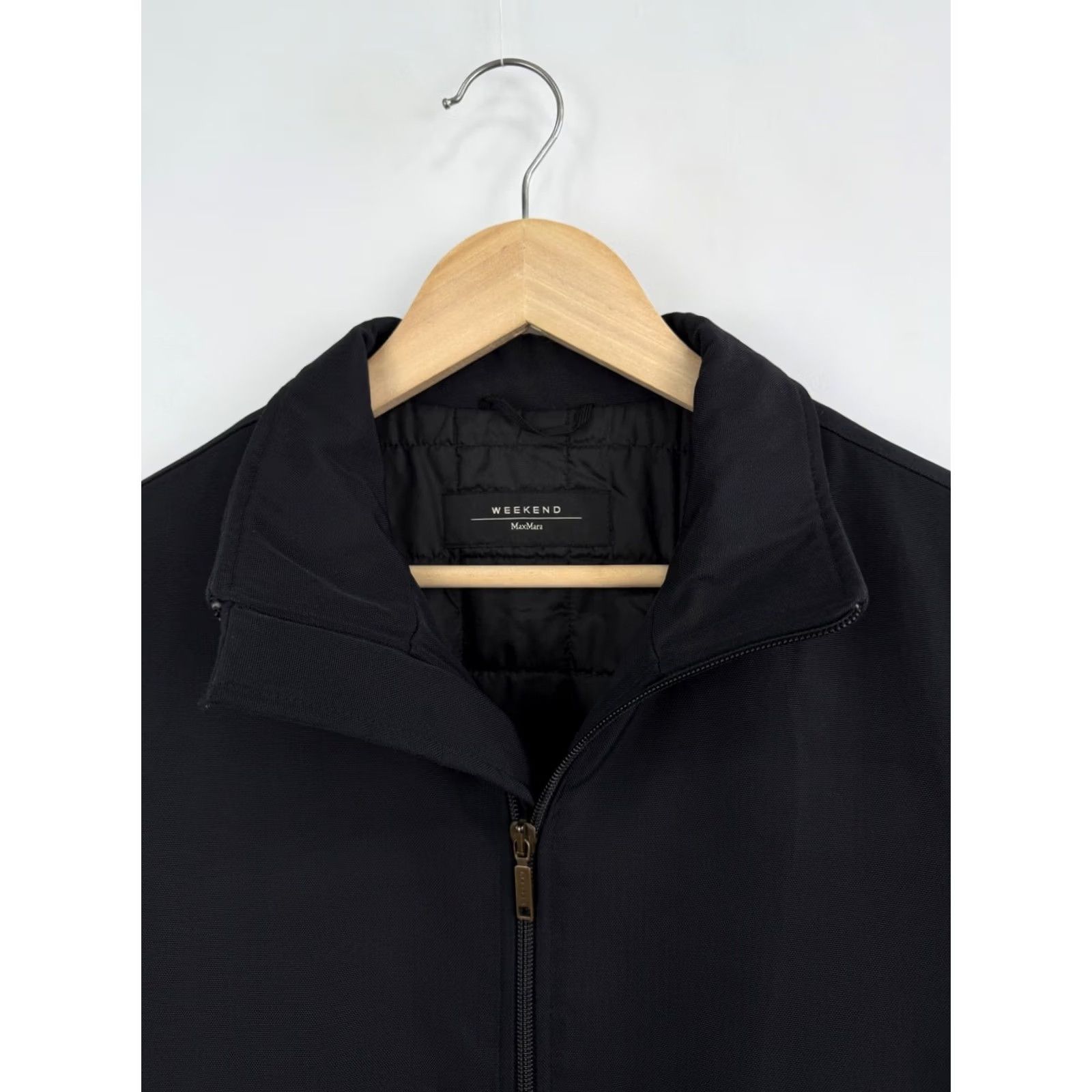 Etro VINTAGE Weekend Max Mara Weekend Insulated Jacket Regular 8 Black Retro Quilted - Womens Size M / US 6-8 / IT 42-44 - 4 Thumbnail