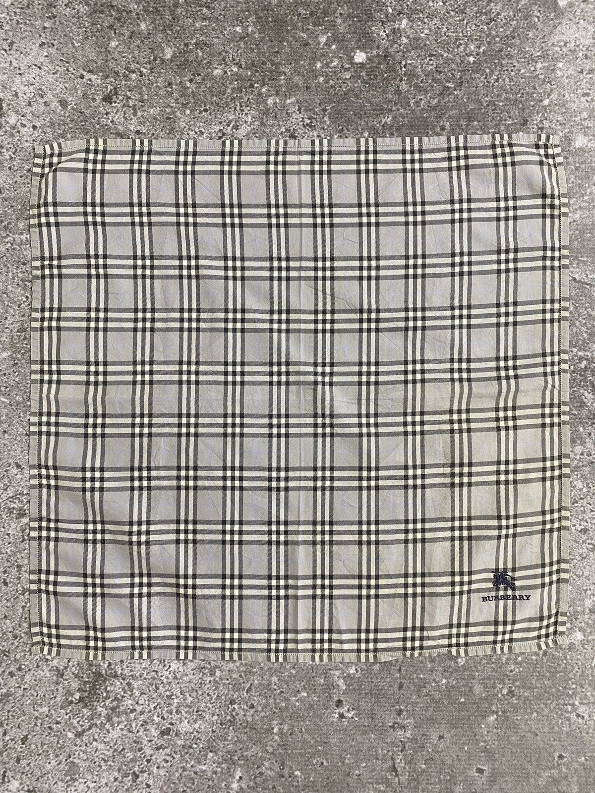 Burberry Burberry Handkerchief / Bandana / Neckerchief Size ONE SIZE - 2 Thumbnail