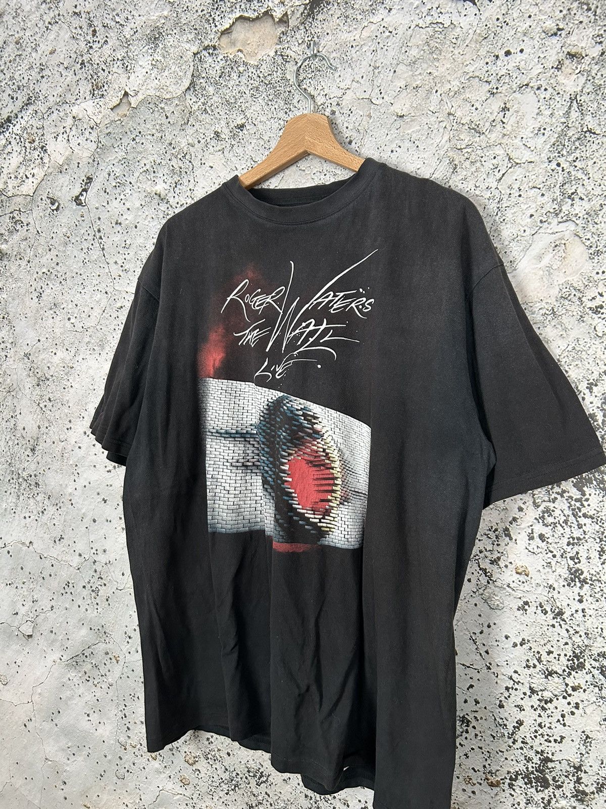 Band Tees × Pink Floyd Vintage Pink Floyd The Wall Rock Band Tee Rare Size US XL / EU 56 / 4 - 3 Thumbnail