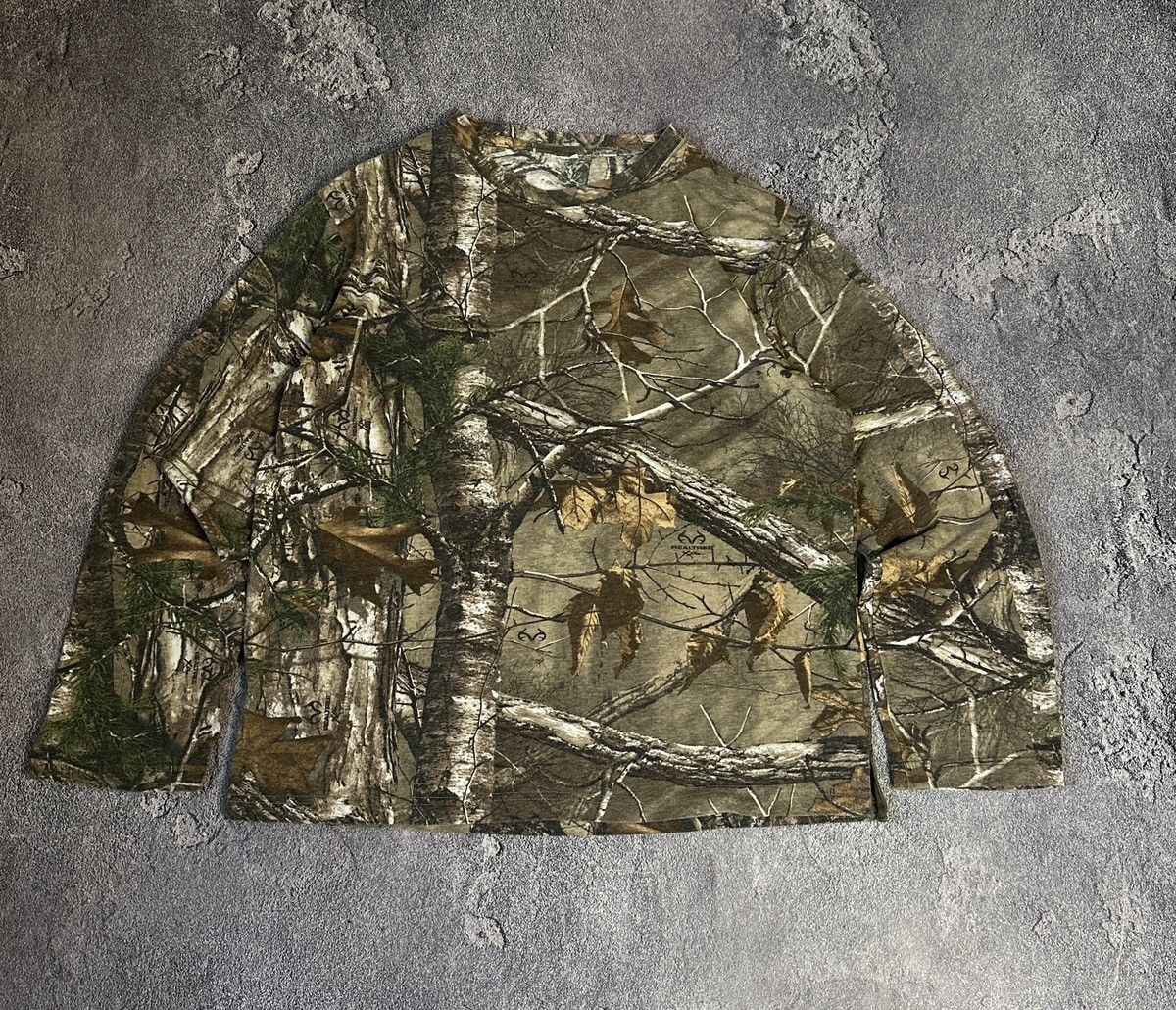 Japanese Brand Vintage y2k RealTree Camo Longsleeve Japan Archive Y2k Size US L / EU 52-54 / 3 - 1 Thumbnail