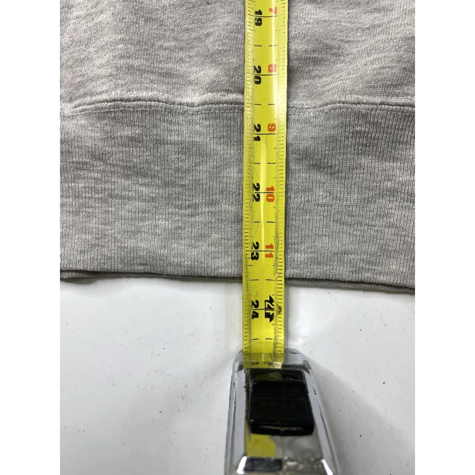 Champion VINTAGE Champion Sweatshirt USA Sweatshirt M Men Gray 50/50 Heather Logo Pullover USA 90s? Size US M / EU 48-50 / 2 - 5 Thumbnail