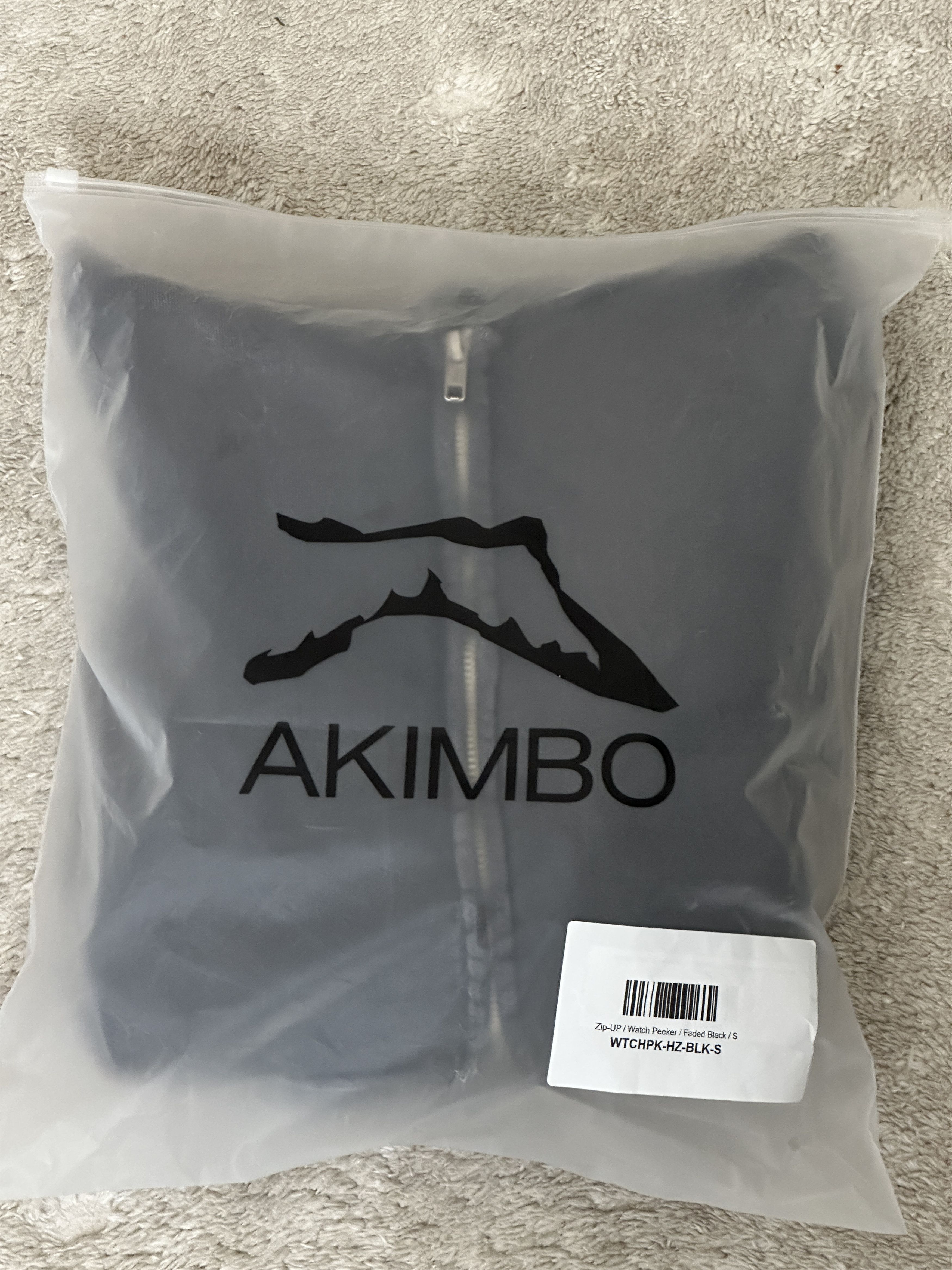 Akimbo Club AKIMBO 