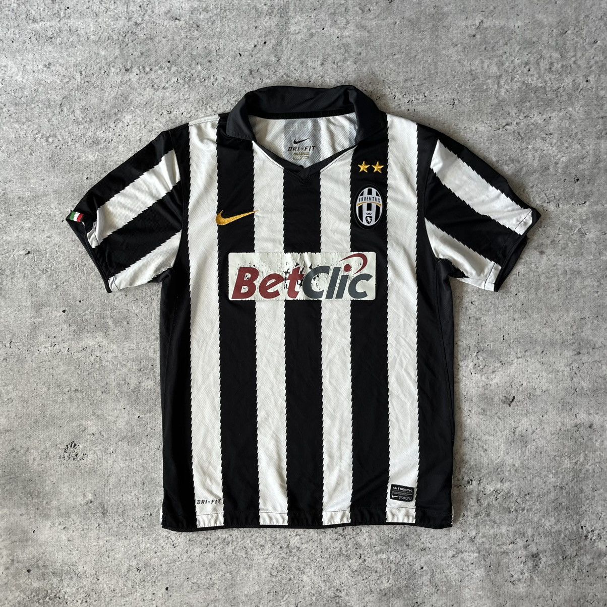 Nike Juventus Nike home jersey M 2010-2011 retro Size US M / EU 48-50 / 2 - 1 Thumbnail