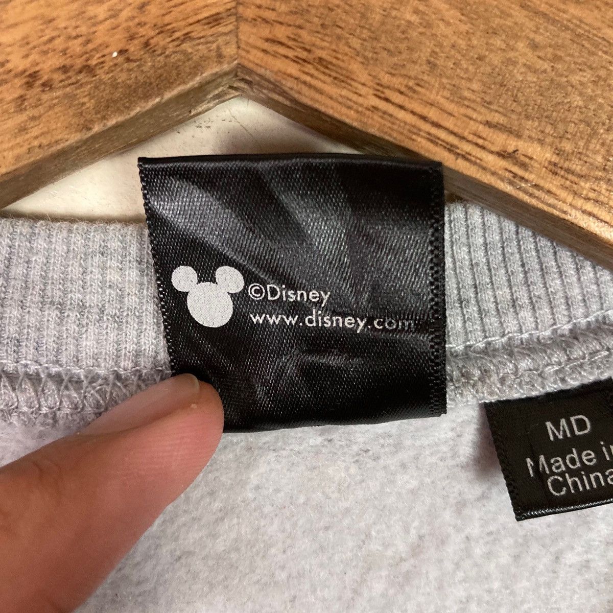 Disney Vintage Disney Mickey Mouse Pullover Jumper Sweatshirt Size US M / EU 48-50 / 2 - 7 Thumbnail