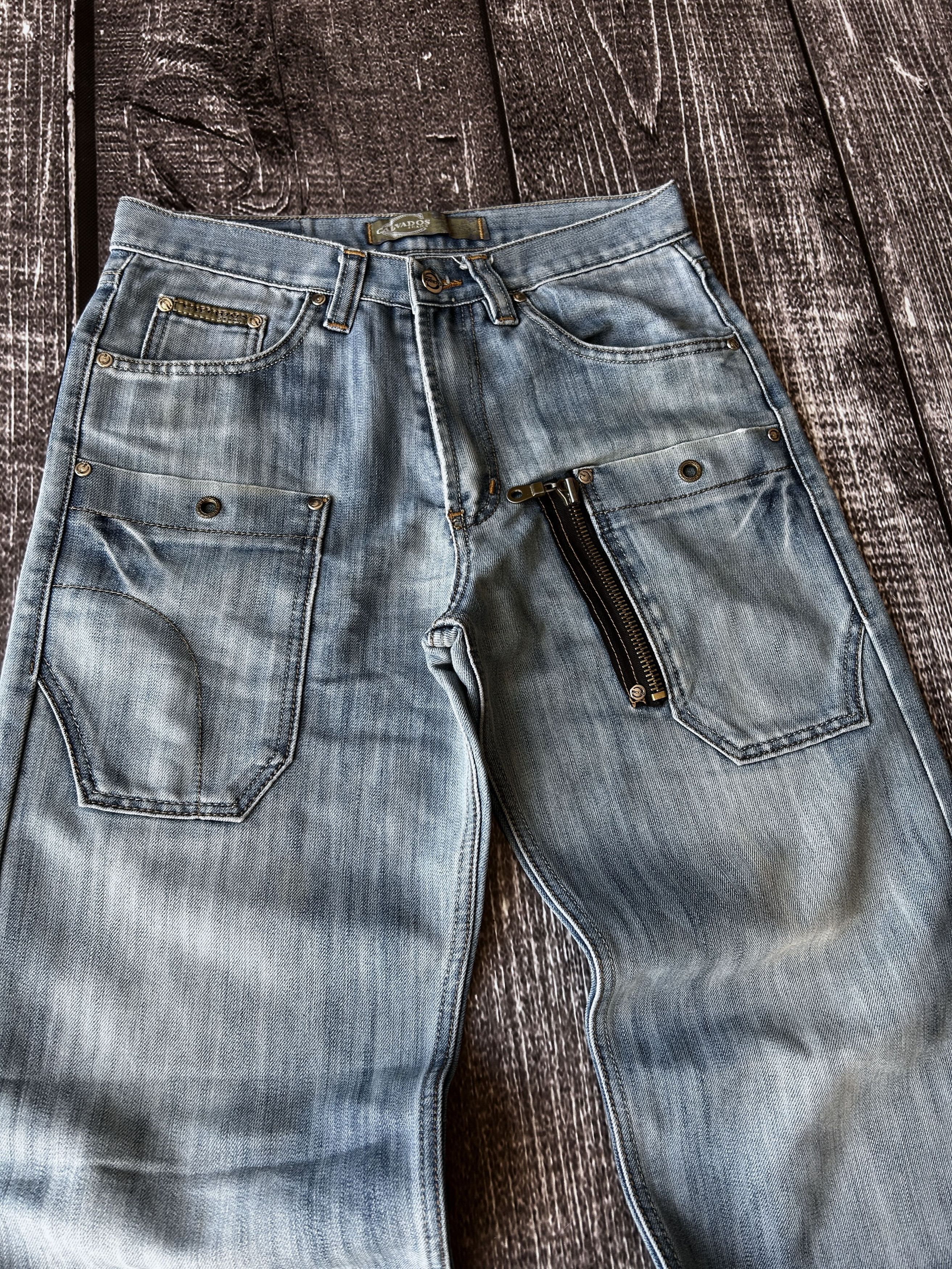 Vintage Light Wash Wide Leg Zip Pocket Baggy Denim Jeans Y2K Style Size US 30 / EU 46 - 5 Thumbnail