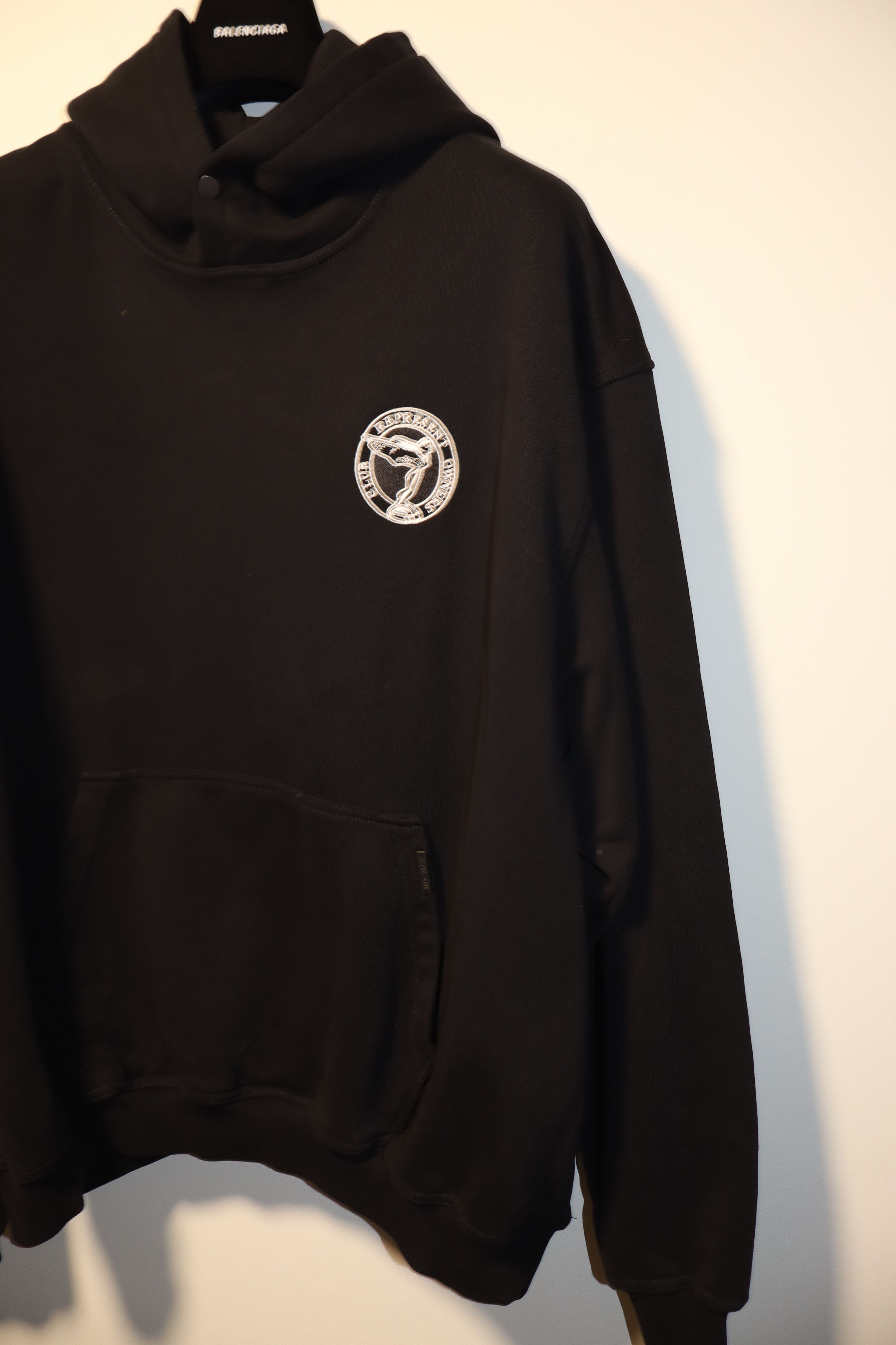 Represent Clo. Owners club embroidery hoodie Size US XXL / EU 58 / 5 - 10 Thumbnail