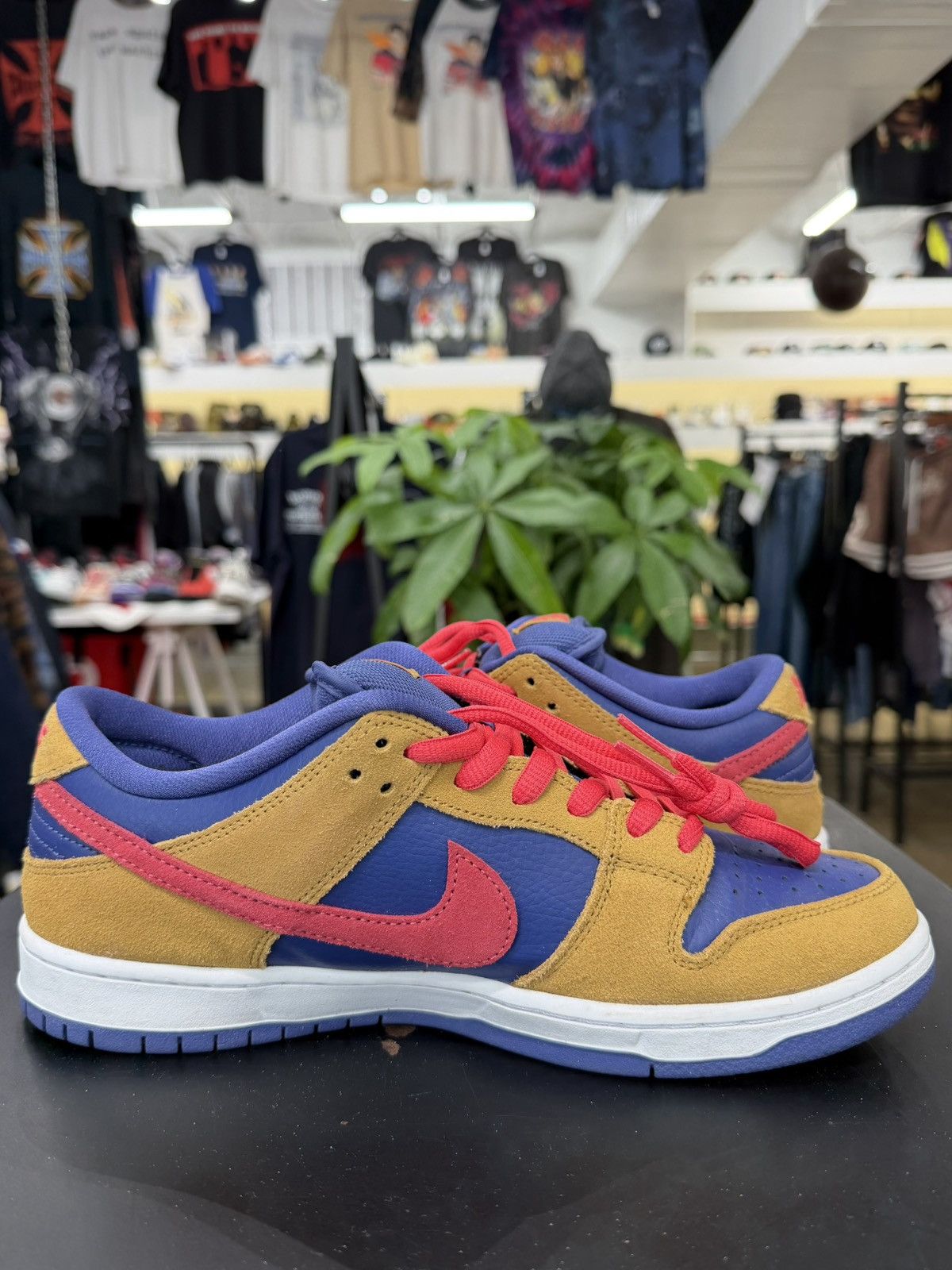Nike Nike SB Dunk Low Reverse Papa Bear Size 9.5 (2021) Size US 9.5 / EU 42-43 - 3 Thumbnail
