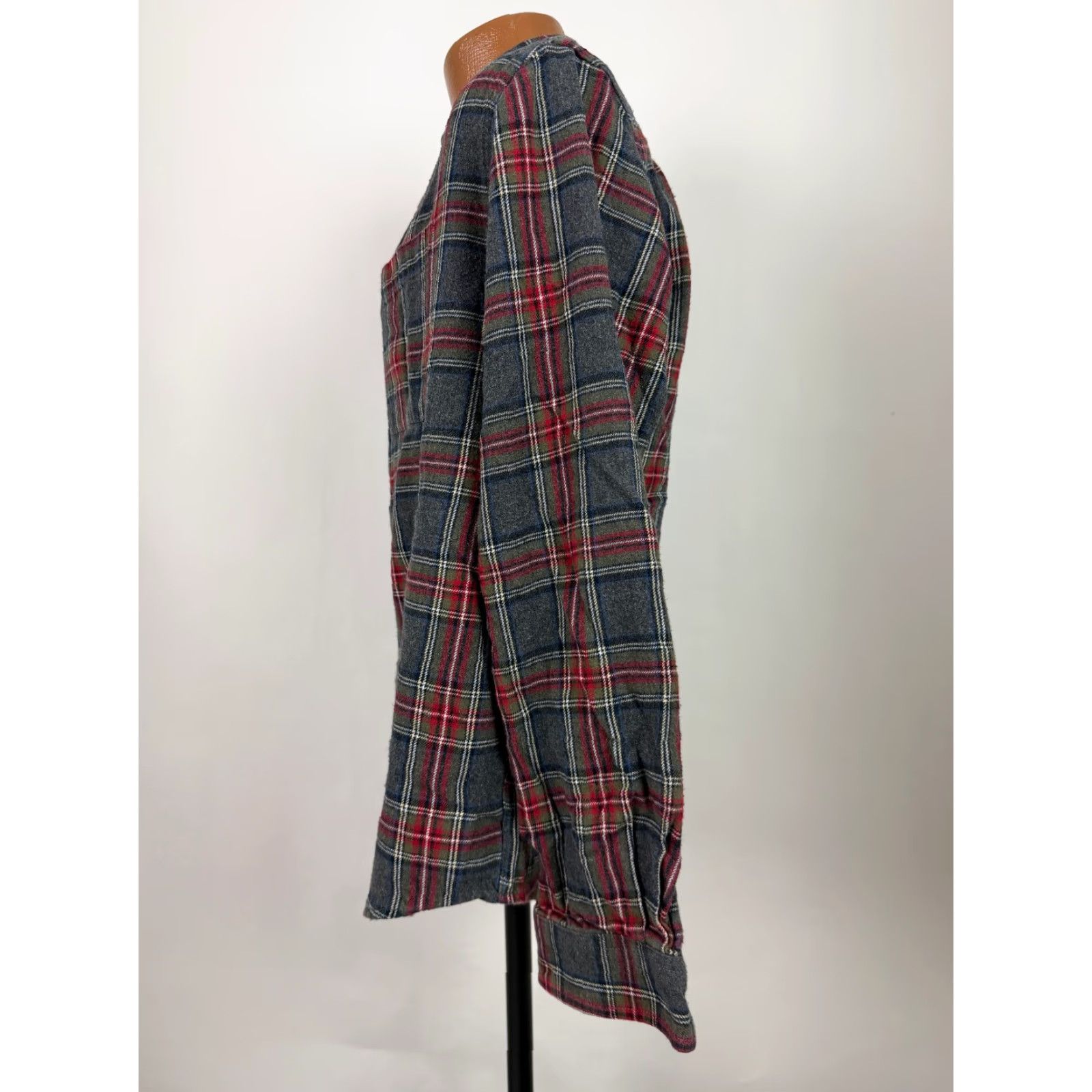 Eddie Bauer VINTAGE Eddie Bauer Flannel Shirt Men L Gray Plaid Cotton Outdoors Slim Fit Adult Large Gray Plaid Casual/Workwear Mens Size US L / EU 52-54 / 3 - 7 Thumbnail