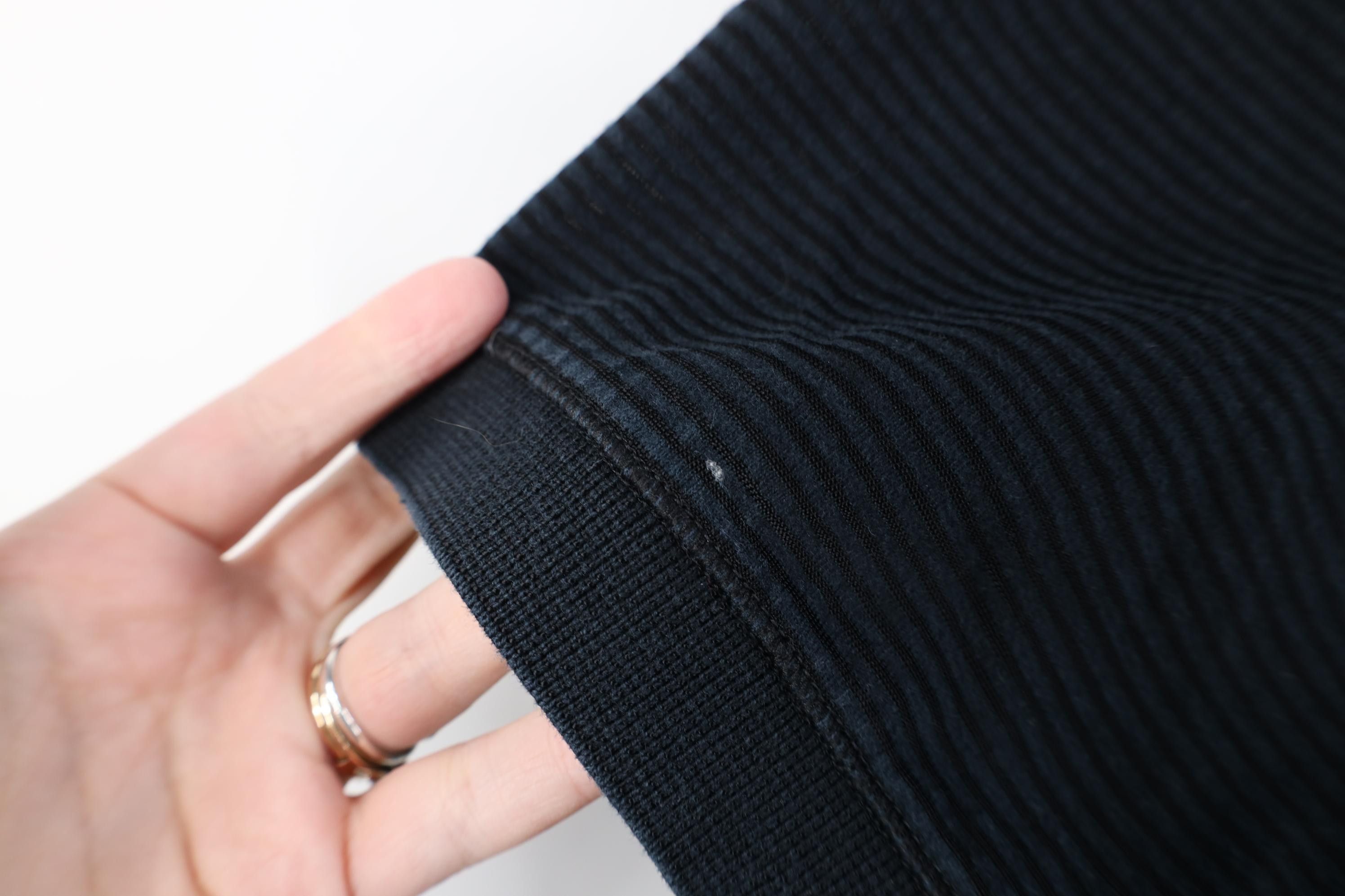 Vintage Vintage 90s Streetwear Ribbed Knit Ringer T-Shirt Black Size US M / EU 48-50 / 2 - 7 Thumbnail