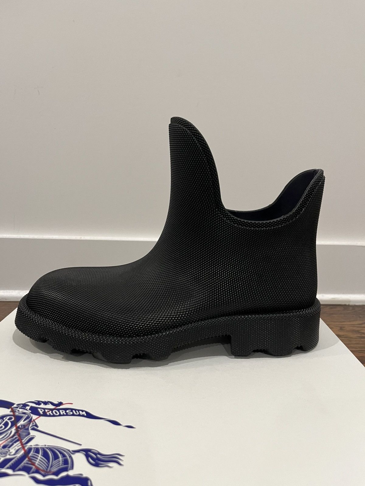 Burberry Burberry Rubber Marsh Boots Low Size US 10 / EU 43 - 8 Thumbnail