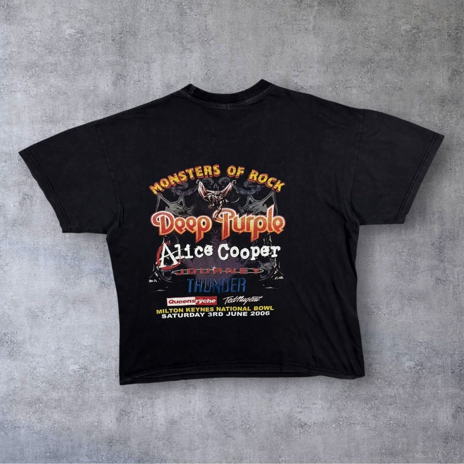 Vintage VINTAGE Monsters Of Rock (2006) Heavy Metal Hard Rock Music Festival Black T-Shirt XL Men's Short Sleeve Graphic Logo 2006 Size US XL / EU 56 / 4 - 2 Thumbnail