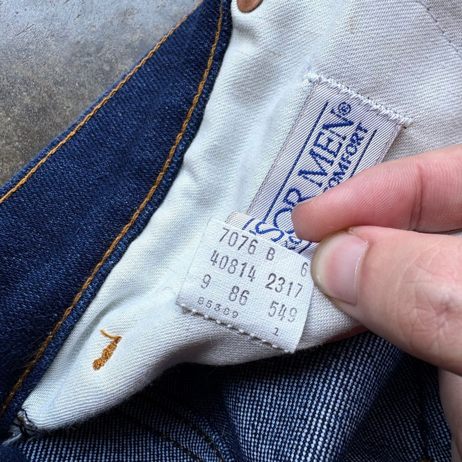 Levi's Vintage Levis Navy Tab Blue Jeans Size US 34 / EU 50 - 6 Thumbnail