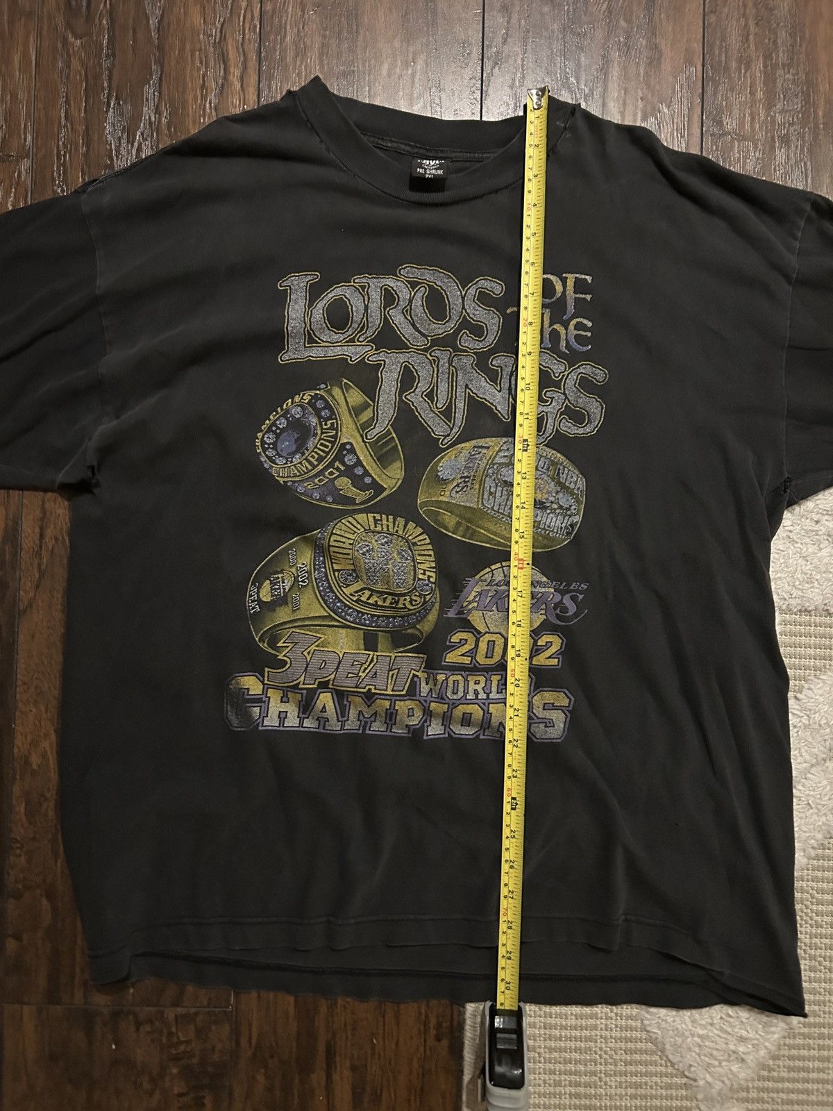 Vintage 2002 Vintage Los Angeles Lakers NBA Championship 3 Peat Size US XXL / EU 58 / 5 - 2 Thumbnail