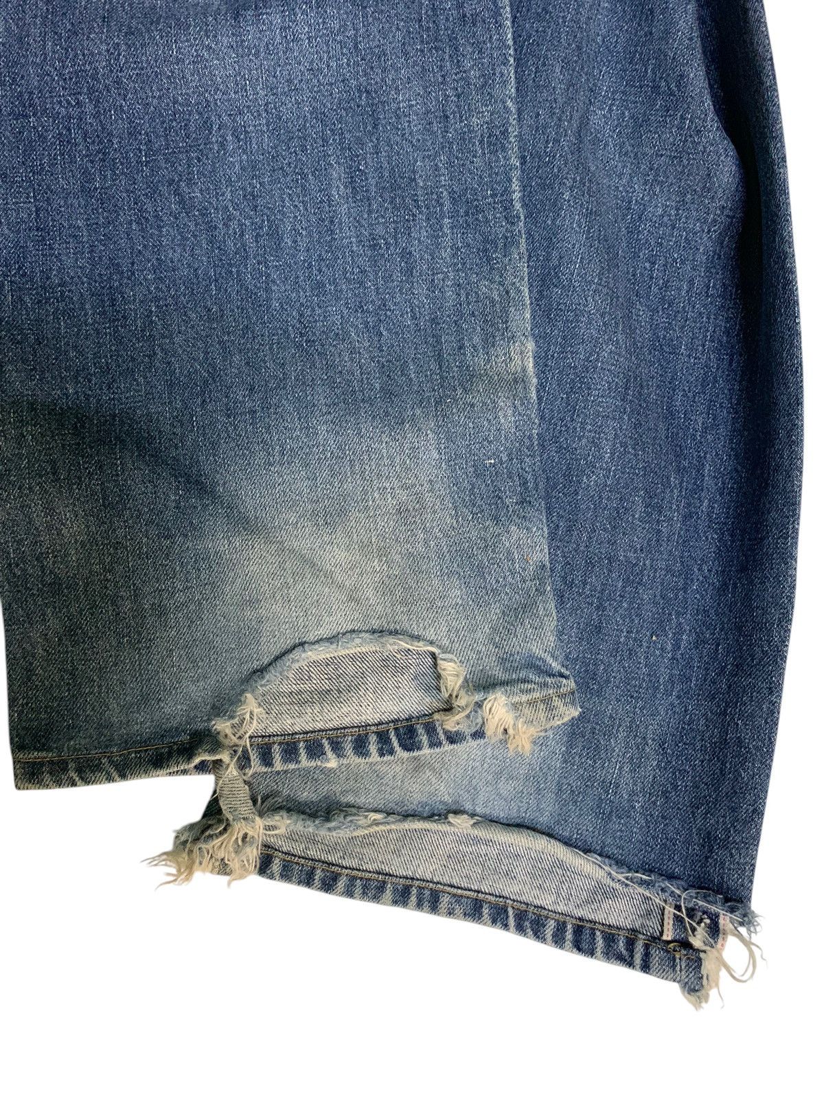 Levi's VINTAGE LEVIS 503B SELVEDGE BIG E FADED DISTRESSED DENIM Size US 28 / EU 44 - 22 Thumbnail