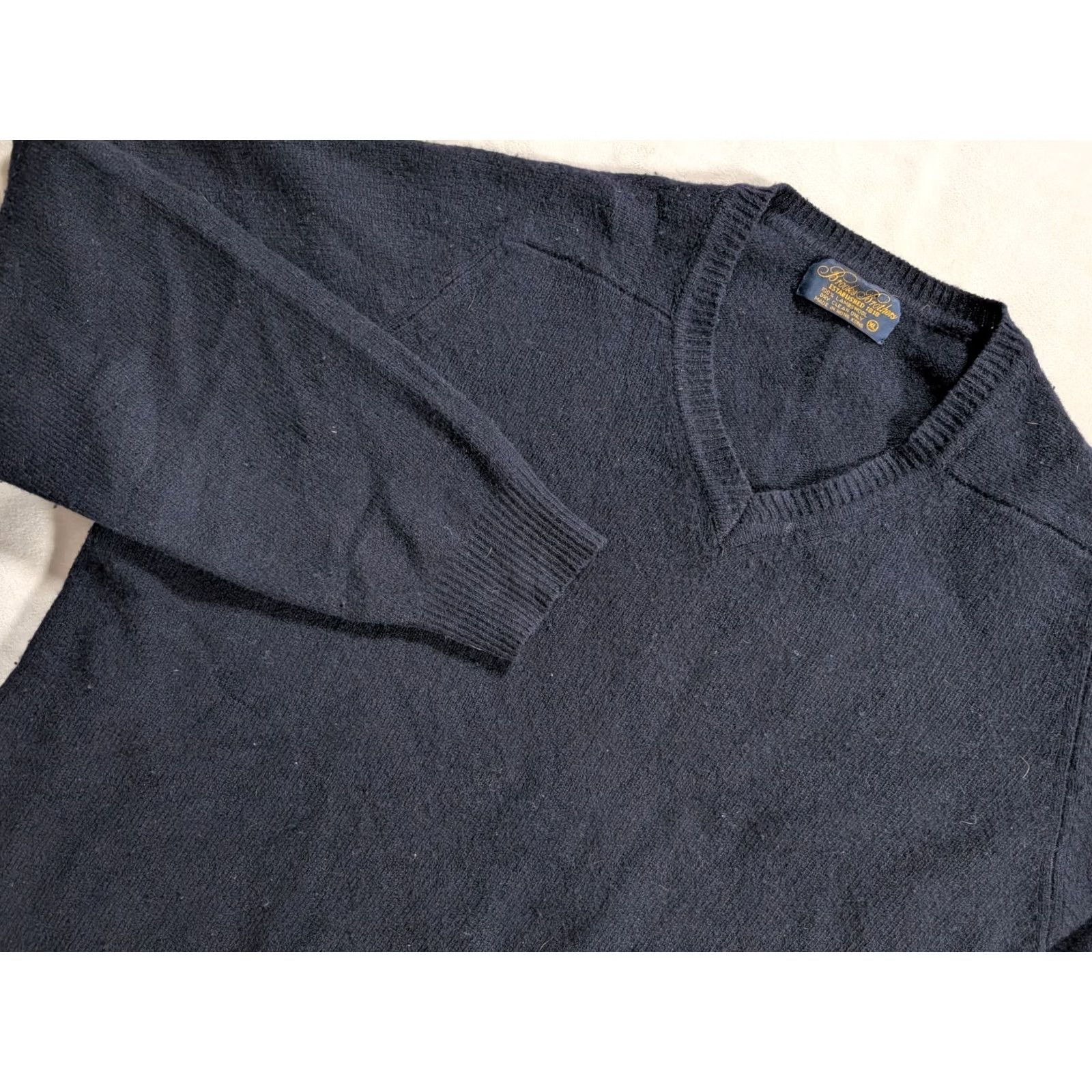 Brooks Brothers Brooks Brothers Sweatshirt Lambswool V-Neck Grandpa Black Men's XL Pullover Knit Wool Casual Vintage? Size US XL / EU 56 / 4 - 2 Thumbnail