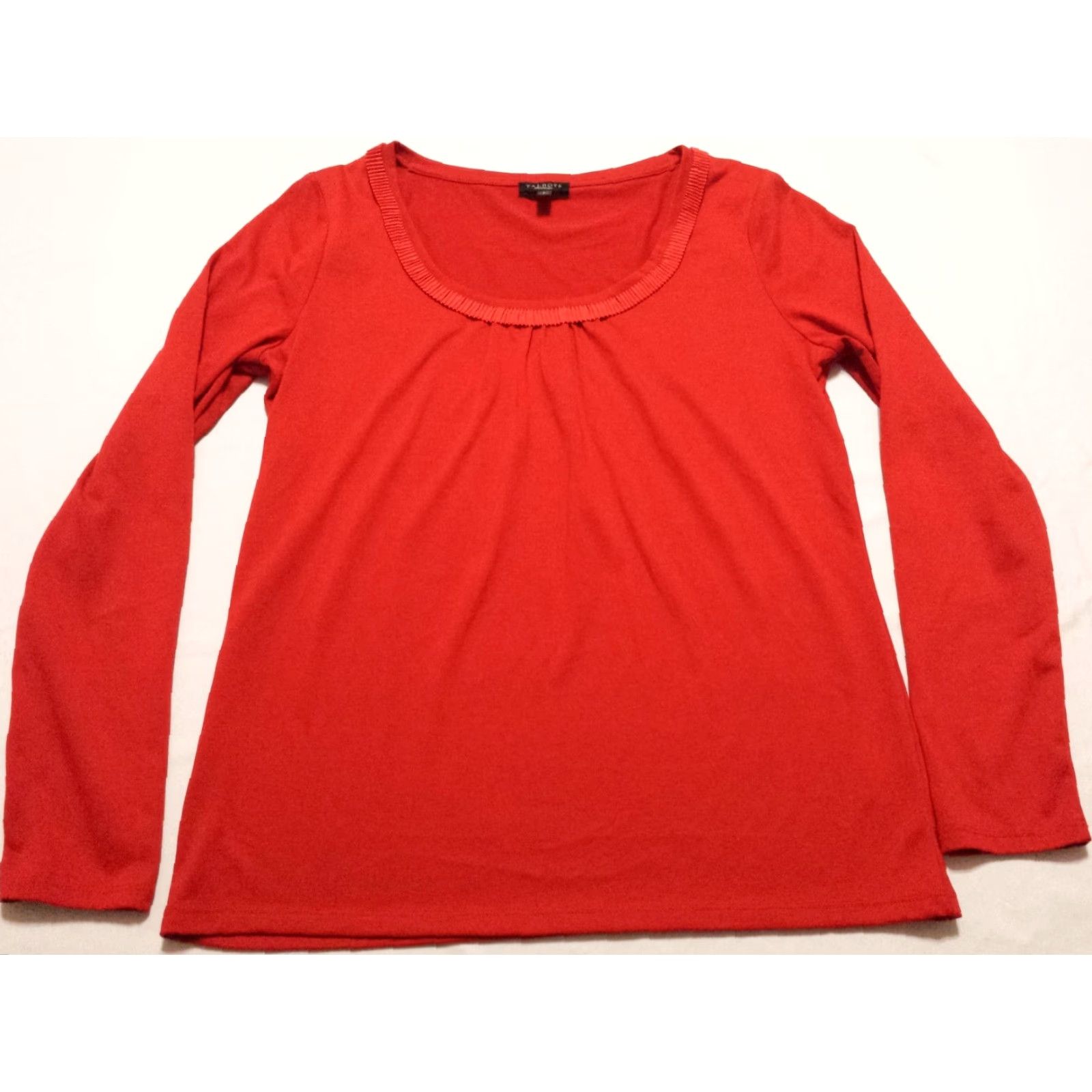 Talbots Talbots Women’s Small Shirt Long Sleeve Solid Red Scoop Neck Pullover Rayon Size S / US 4 / IT 40 - 3 Thumbnail