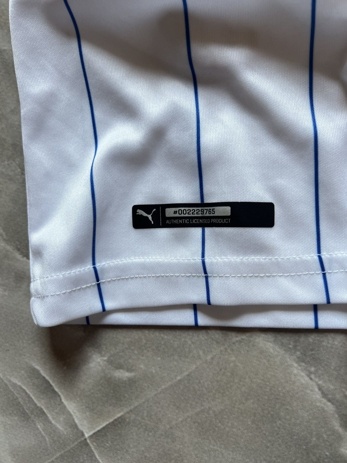 Puma Vintage Puma Italia Y2k soccer jersey Size US S / EU 44-46 / 1 - 6 Thumbnail