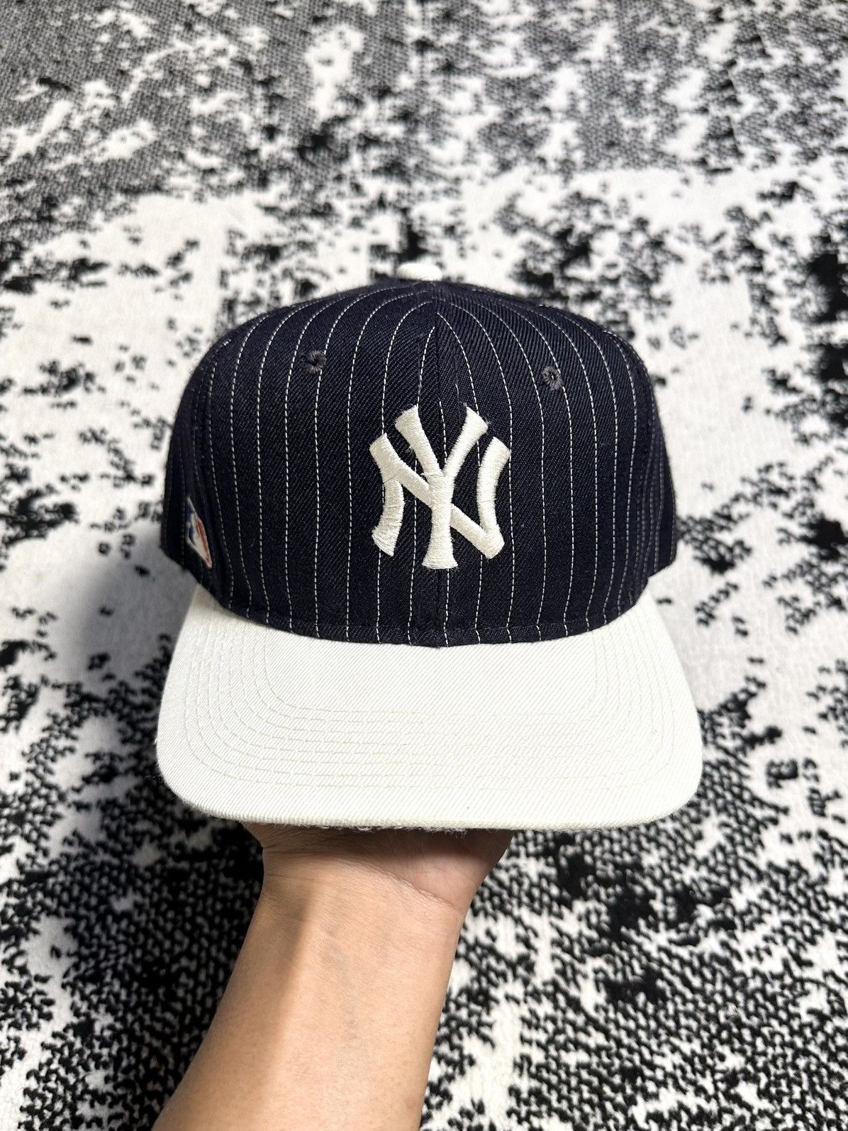 Sports Specialties Vintage NY Yankees MLB Sports Specialties Pinstripe Hat Size ONE SIZE - 1 Thumbnail