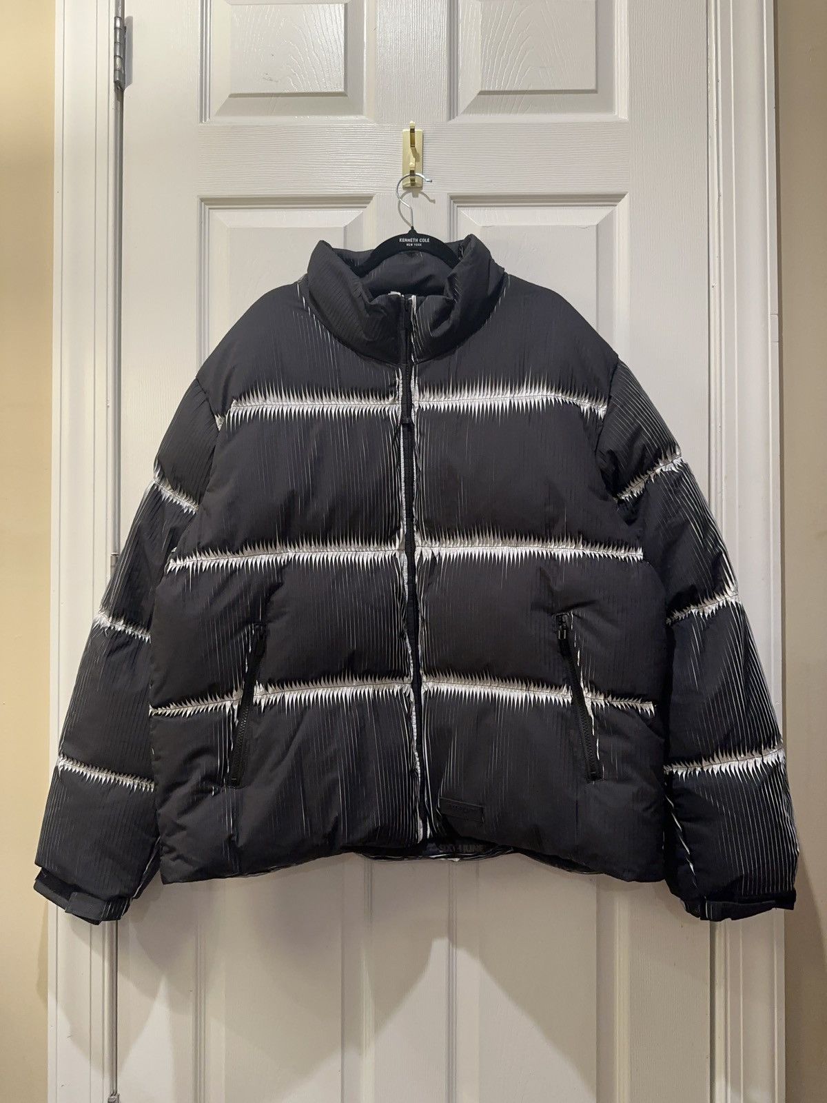 Sixth June Paris Sixth June Pleated Bicolor Puffer Jacket Size US XXL / EU 58 / 5 - 1 Thumbnail