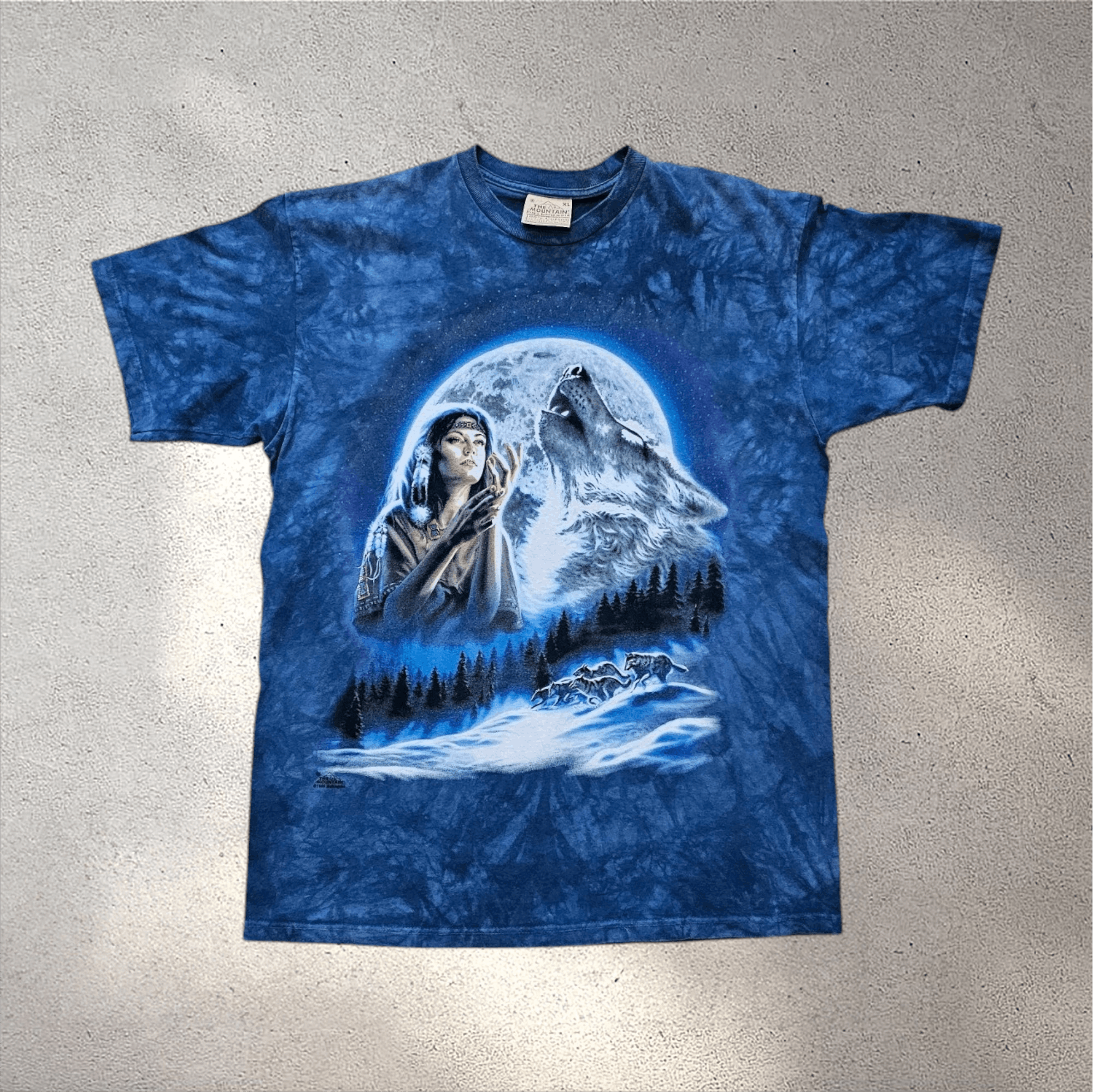 The Mountain × Vintage The Mountain Wolves & Native American 1999 Tee Size US XL / EU 56 / 4 - 1 Thumbnail