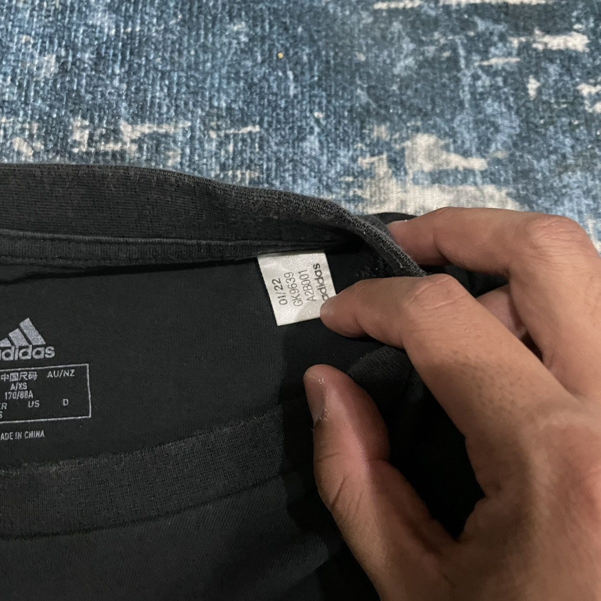Adidas Adidas Small Logo T-shirt Size US S / EU 44-46 / 1 - 4 Thumbnail