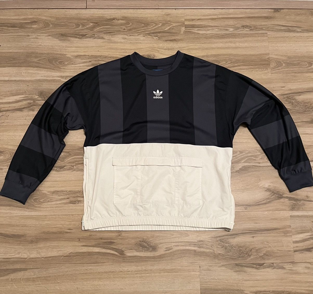 Adidas Adidas Striped Sweatshirt Size US XL / EU 56 / 4 - 1 Thumbnail