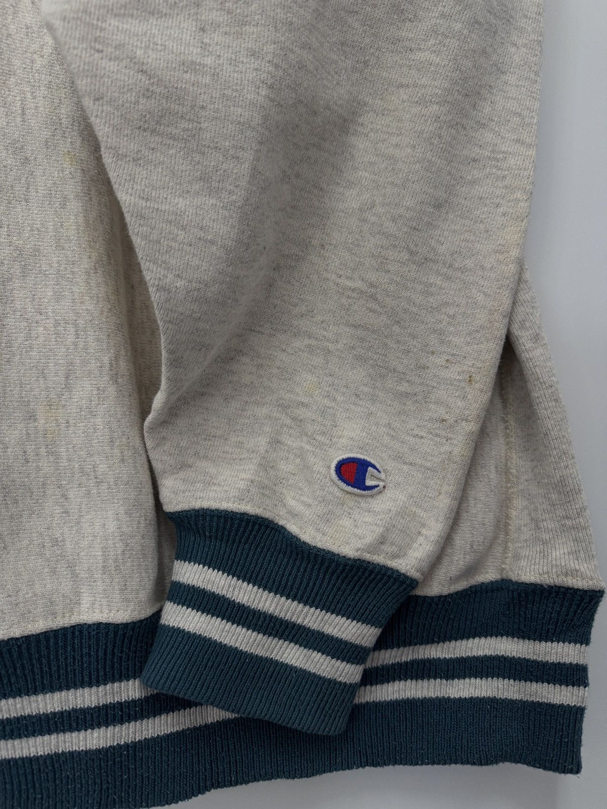 Champion 🔥Embroided🔥 90's Champion Reverse Weave Sweatshirt - M Size US S / EU 44-46 / 1 - 4 Thumbnail