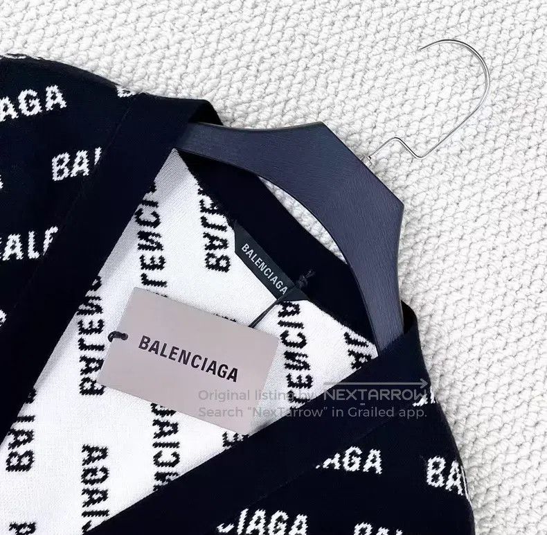 Balenciaga Balenciaga Black and White Bullet Screen Full Print Letter Size US XL / EU 56 / 4 - 3 Thumbnail