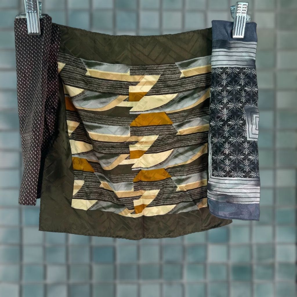 Vintage VINTAGE Silk Pocket Scarf 3 Pack - Women Square Scarves, 10/11/13, Black, Silk, Classic Argyle Pattern, Multi-Size, Womens Size ONE SIZE - 1 Thumbnail