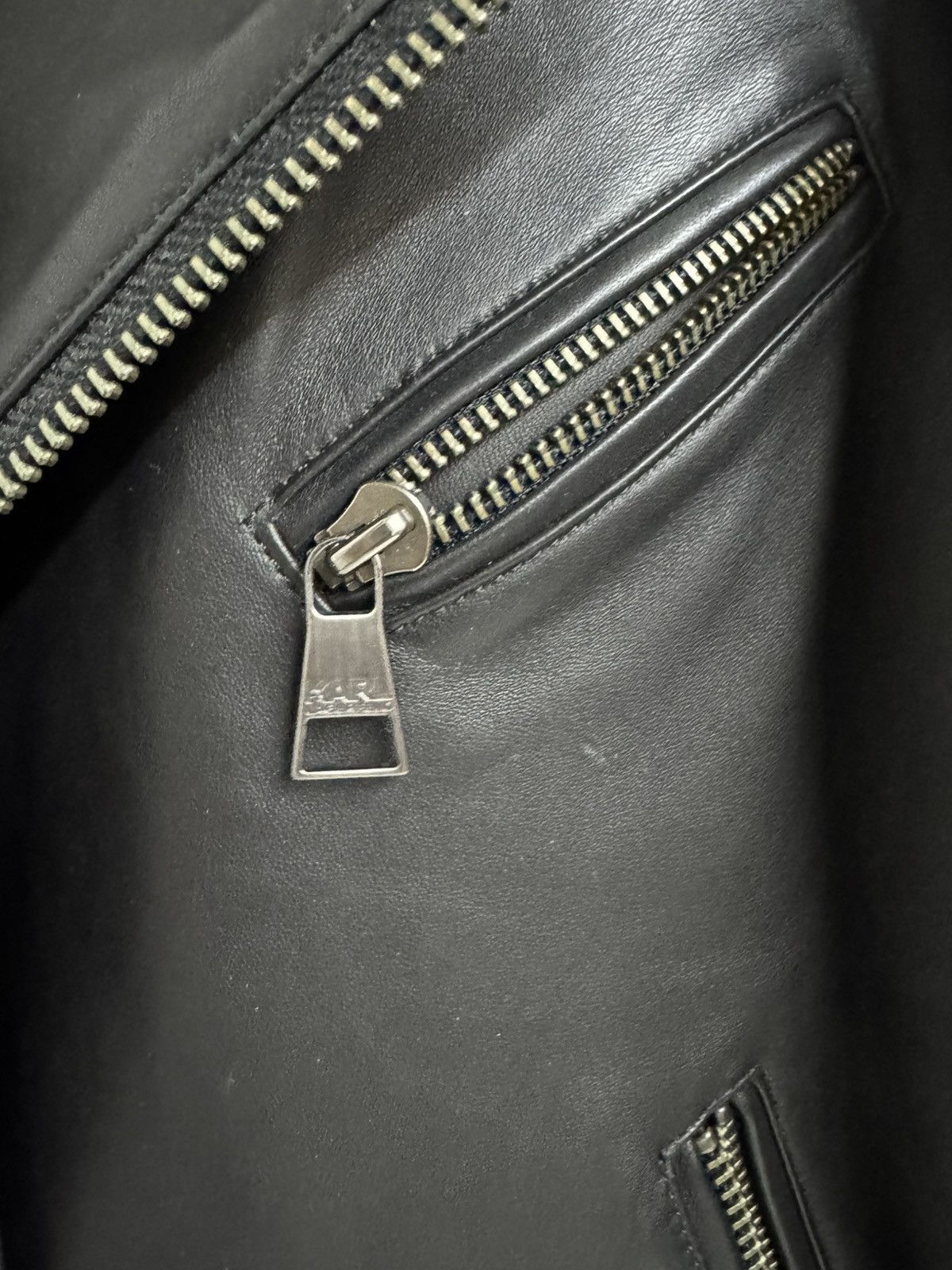 Karl Lagerfeld Karl Lagerfeld Black Leather Moto Jacket Size M Size US M / EU 48-50 / 2 - 7 Thumbnail