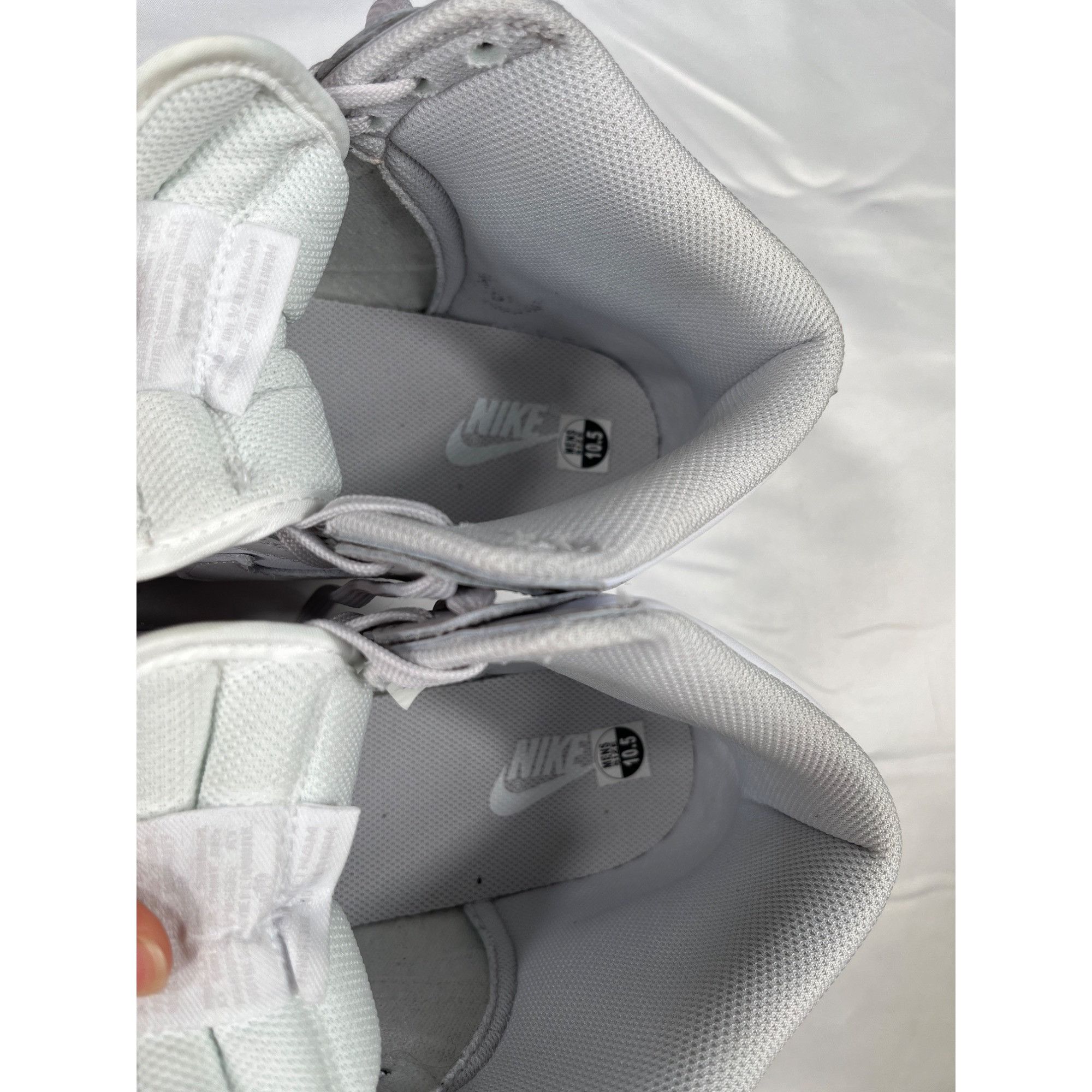 Nike Nike Mens White Gray Dunk High Retro Sneakers Size 10.5 SKU Size US 10.5 / EU 43-44 - 7 Thumbnail