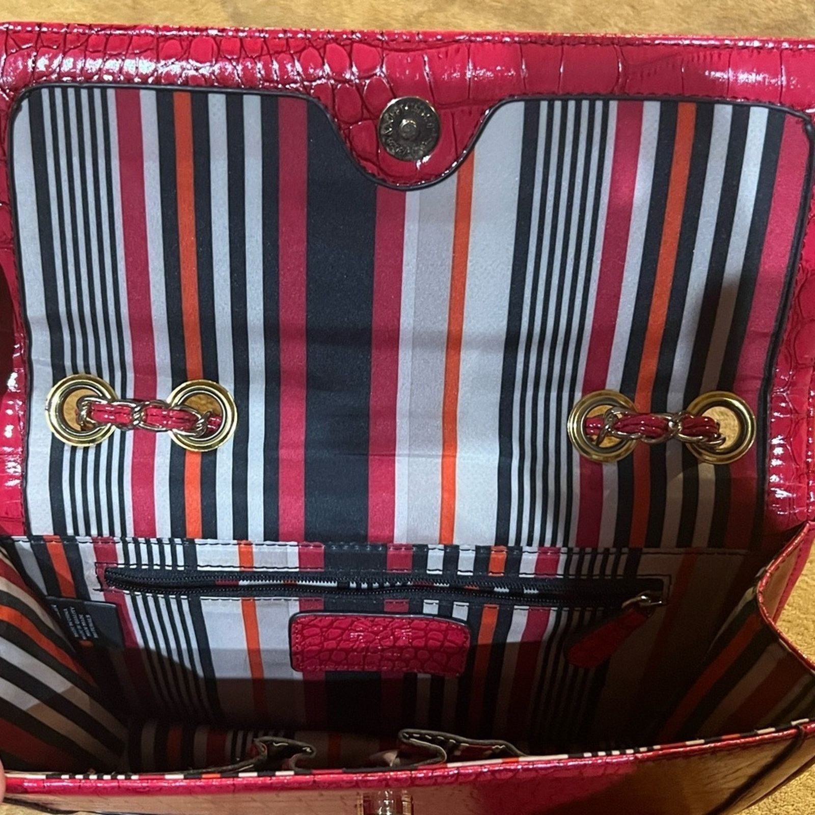 Anne Klein Anne Klein Purse Red Crocodile Patent Handbag Gold accents Size ONE SIZE - 9 Thumbnail