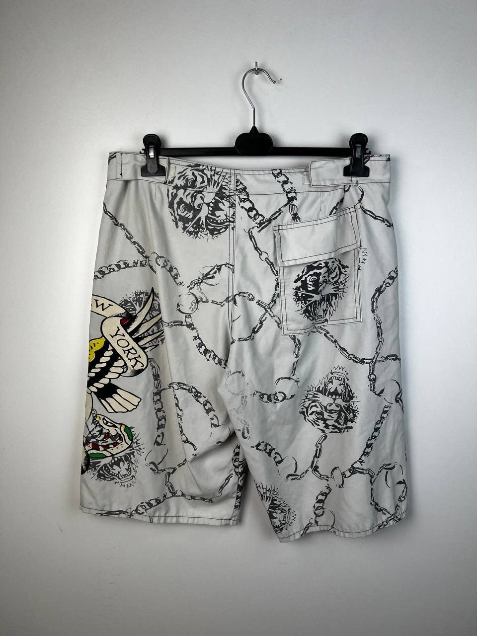Ed Hardy Ed Hardy vintage shorts size 32 Size US 32 / EU 48 - 2 Thumbnail