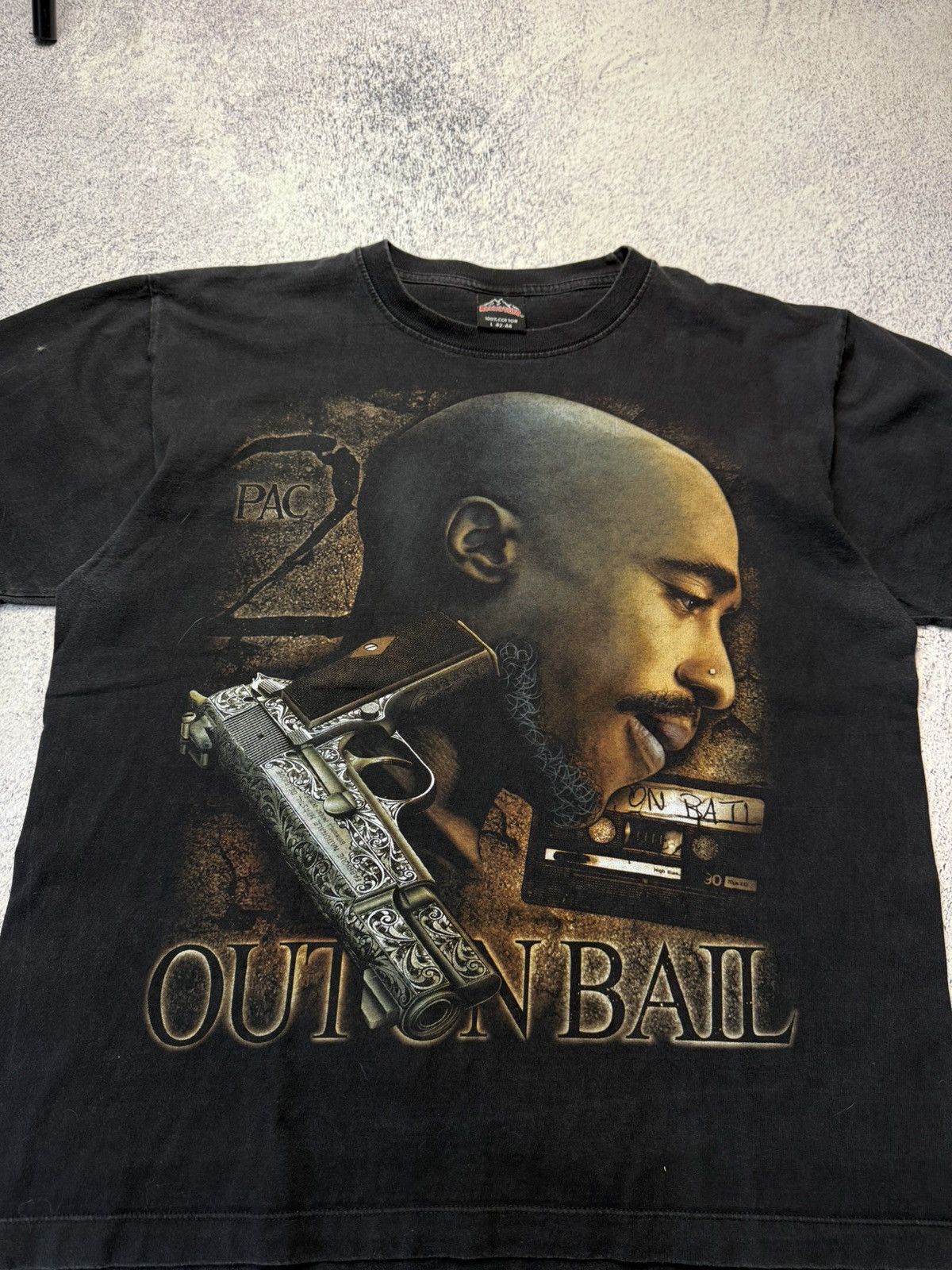 Vintage Vintage 2Pac Rap Tee Rock Tees 1996 Grail Very Rare Tee L Size US L / EU 52-54 / 3 - 5 Thumbnail