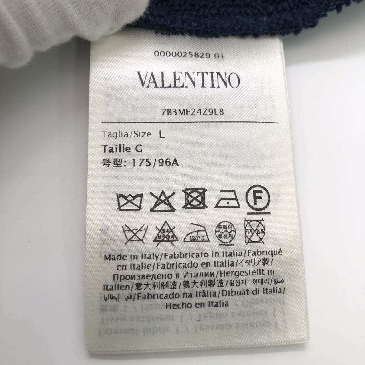 Valentino Valentino Shoulder Long Sleeve Knit Sweater K26WX Size L / US 10 / IT 46 - 7 Thumbnail
