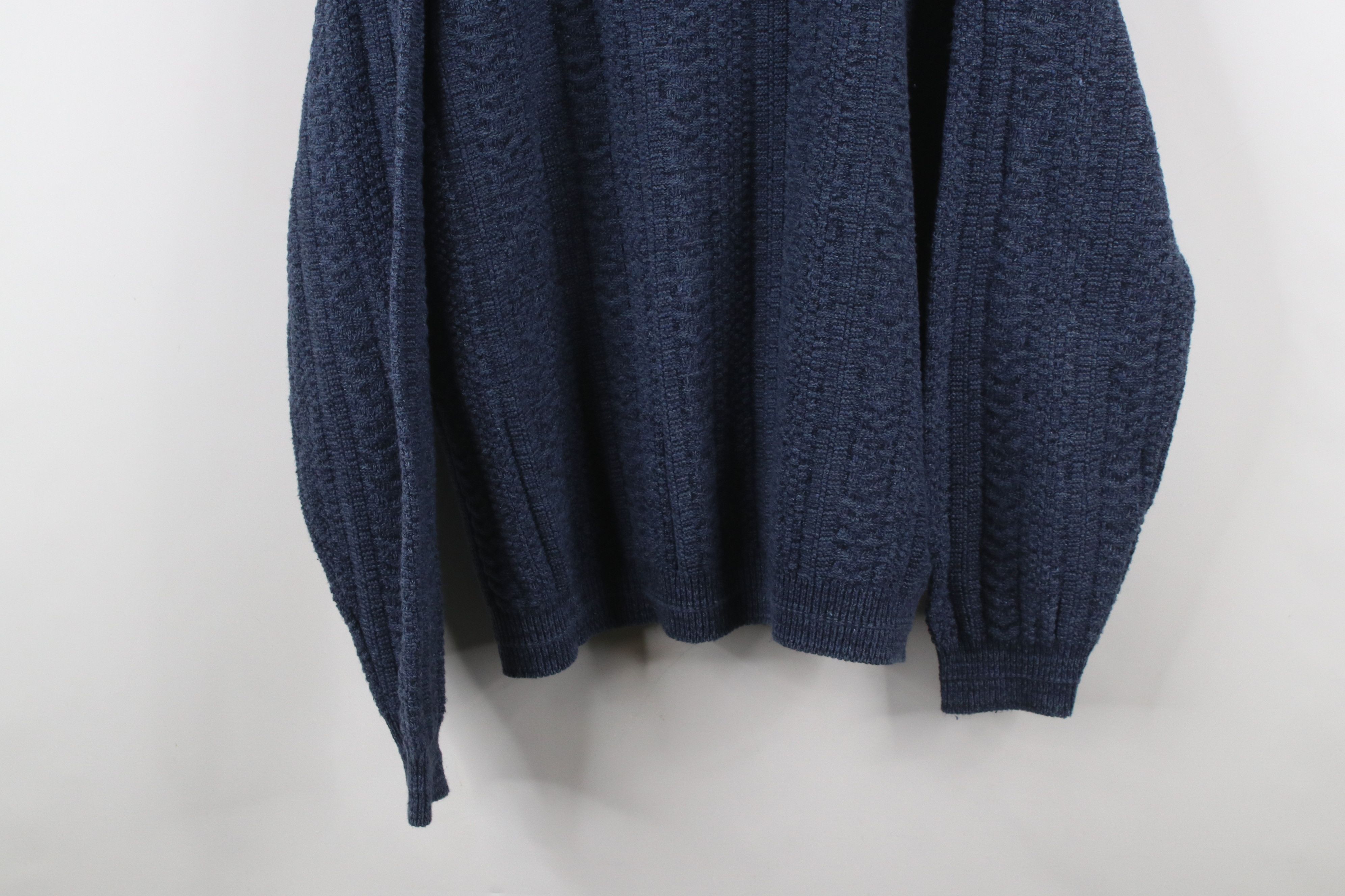 Vintage Vintage 90s Streetwear Heavyweight Textured Crewneck Sweater Size US XL / EU 56 / 4 - 3 Thumbnail