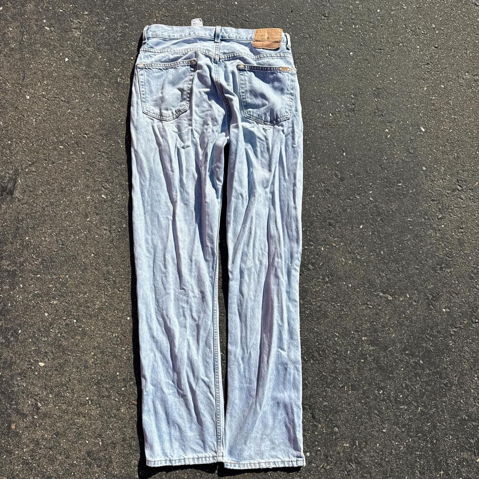 Levi's Early 2000s Light Blue Wash Levi’s Regular Fit Jeans – 34x34 Size US 34 / EU 50 - 2 Thumbnail