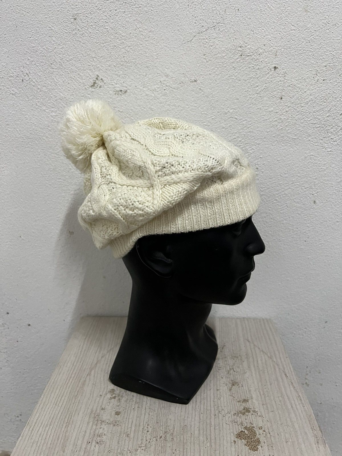 Uniqlo Uniqlo Crochet Beanie Hat Size ONE SIZE - 4 Thumbnail