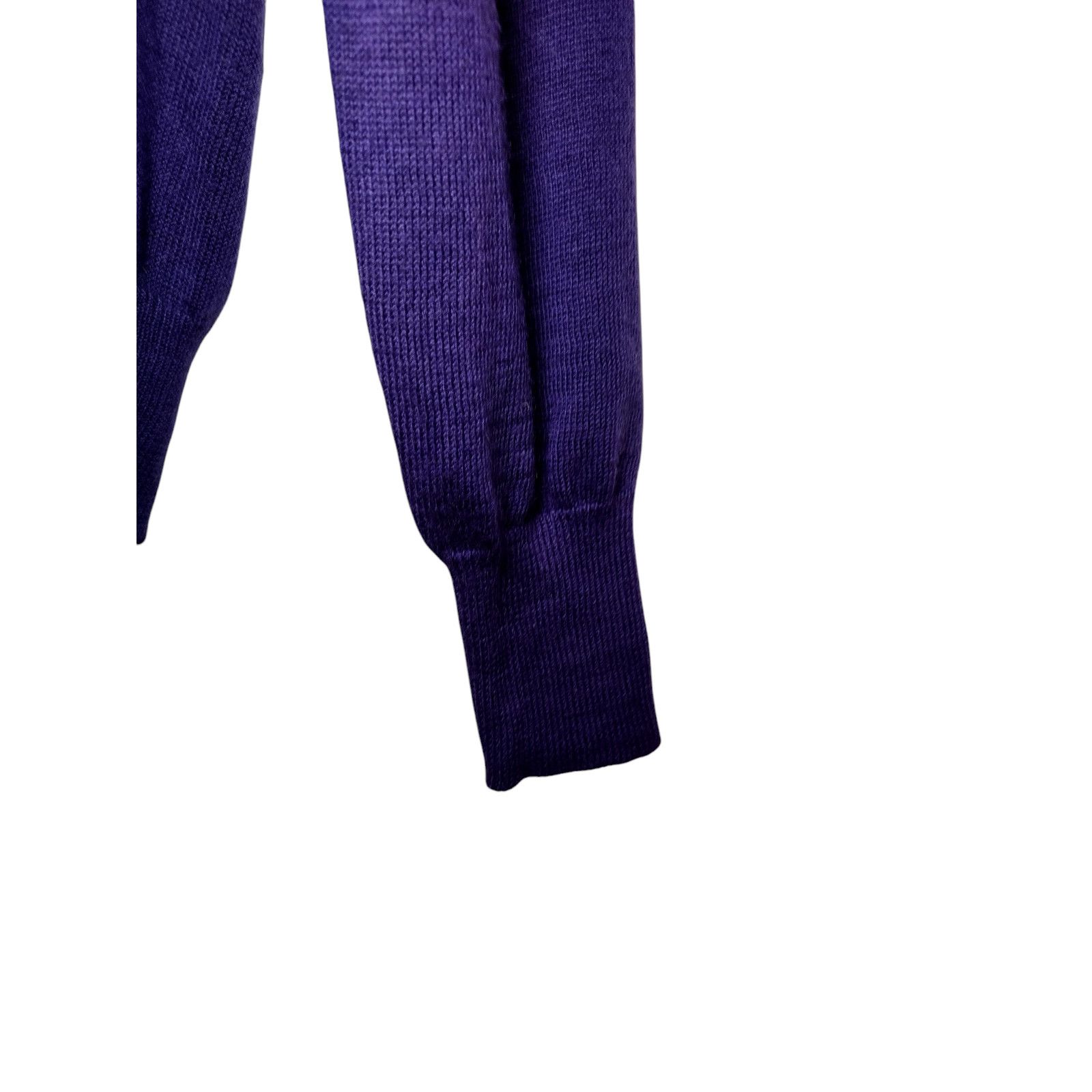 Ann Taylor Ann Taylor Sweater Long Sleeves V-Neck Knit Purple Size 4 Size S / US 4 / IT 40 - 9 Thumbnail