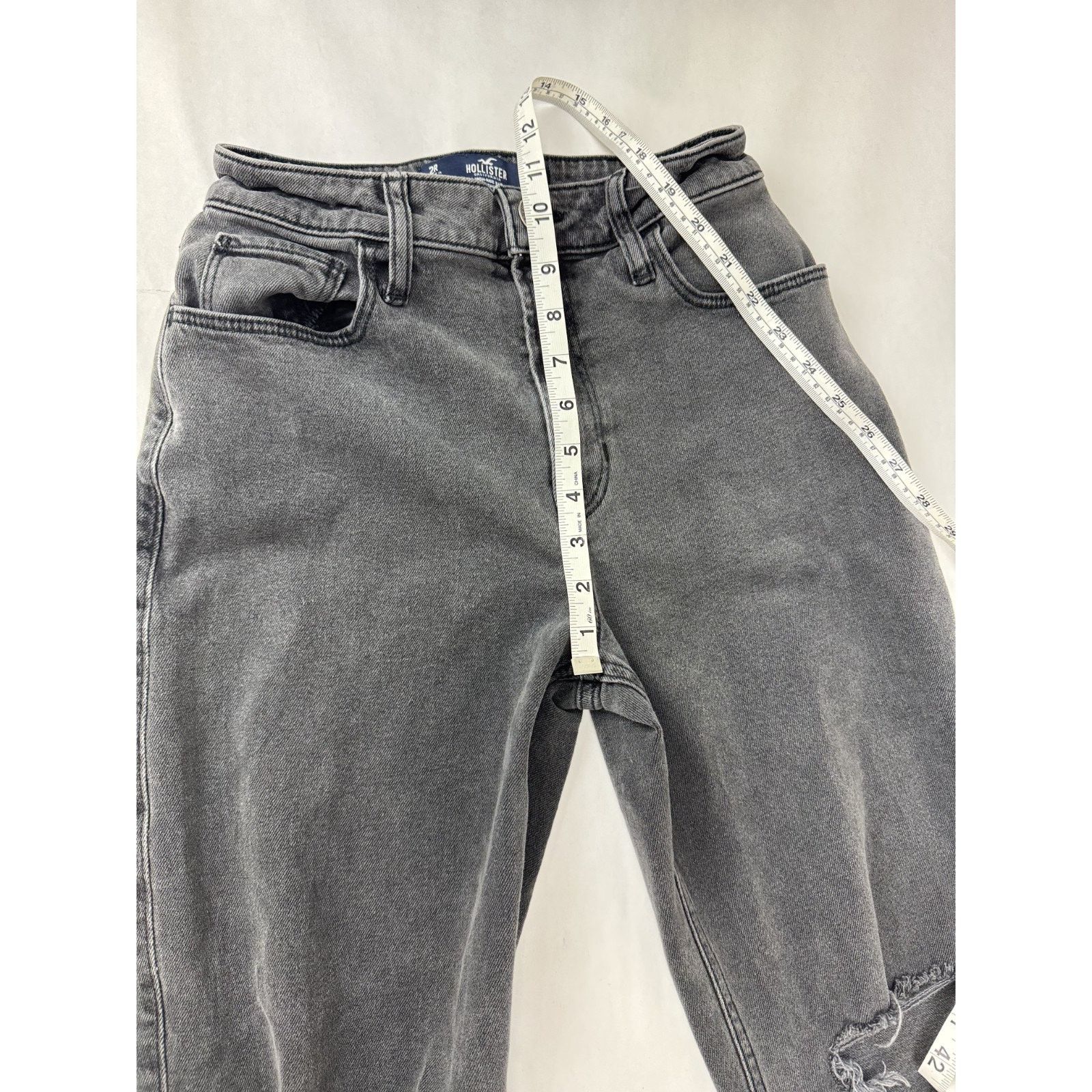 Hollister Grunge Hollister Ultra High Rise Dad Jeans Black 2R 26R Size 26" / US 2 / IT 38 - 3 Thumbnail