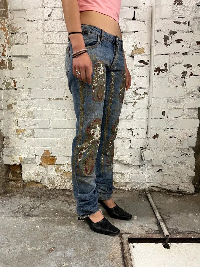 Just Cavalli SS2005 Cavalli Blue Embroidered Distressed Denim Jeans Size 26" / US 2 / IT 38 - 2 Thumbnail