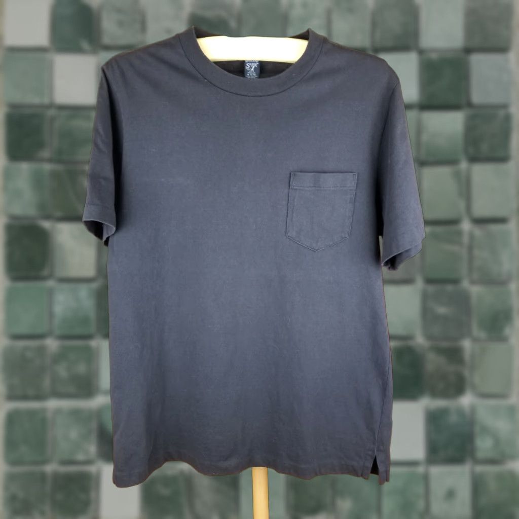 Lands' End VINTAGE Lands' End T-Shirt ONE POCKET BLACK SZ MEDIUM Mens T-Shirt Size US M / EU 48-50 / 2 - 1 Thumbnail