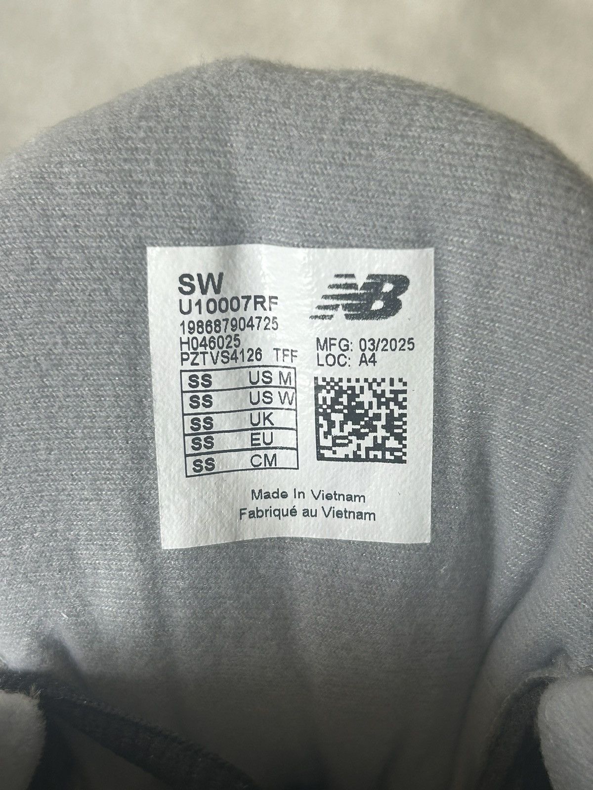 New Balance New Balance 1000 Sneaker Size US 9 / EU 42 - 6 Thumbnail