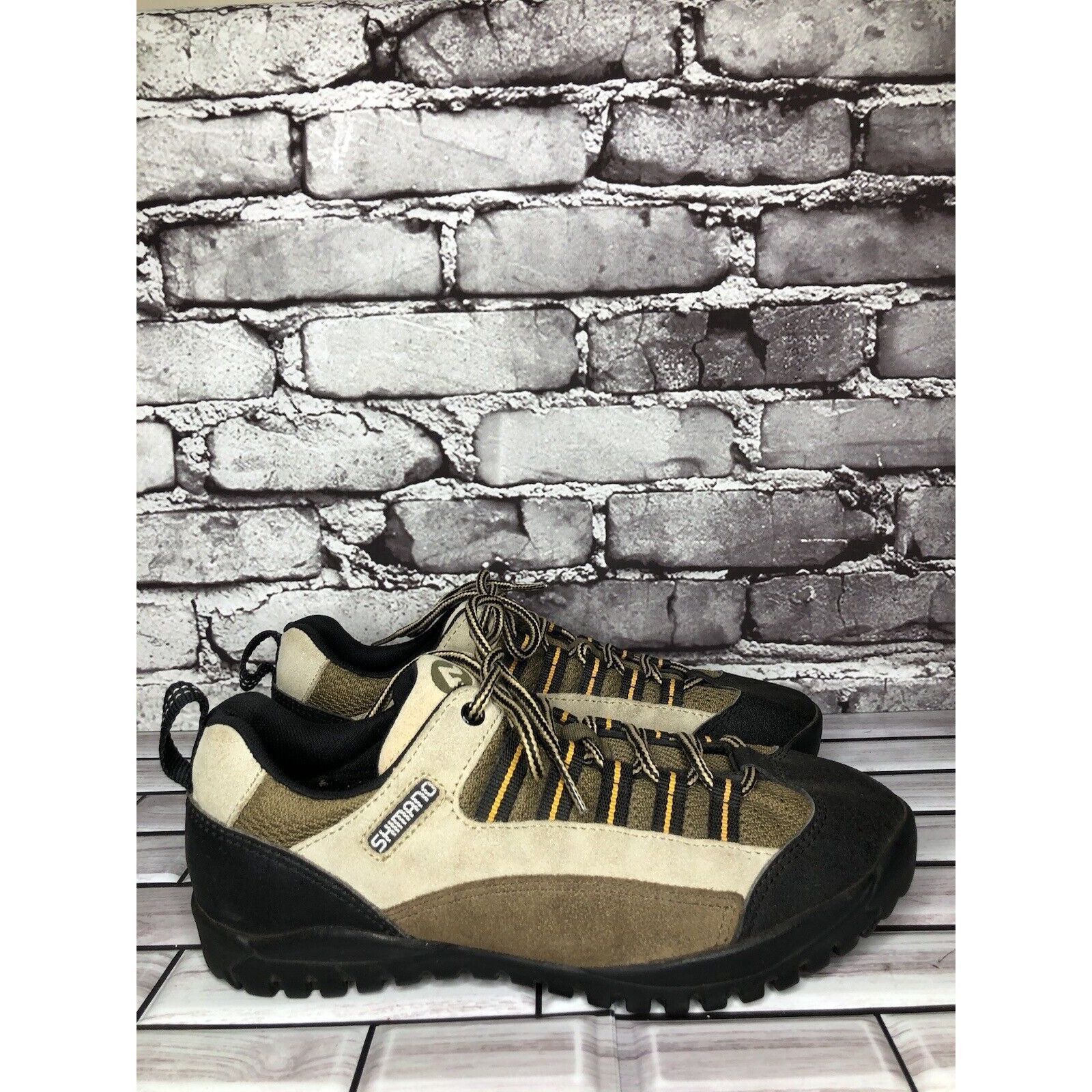 Other Shimano SPD Brown Black Leather Mountain Bike Cycling Shoes Size US 7 / EU 40 - 14 Thumbnail