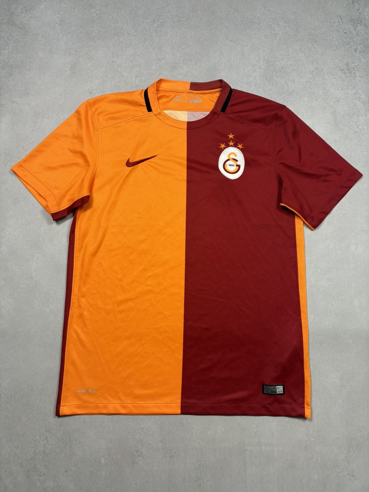 Nike Nike Galatasaray 2015 2016 Home Jersey Football Kit Shirt M Size US M / EU 48-50 / 2 - 1 Thumbnail