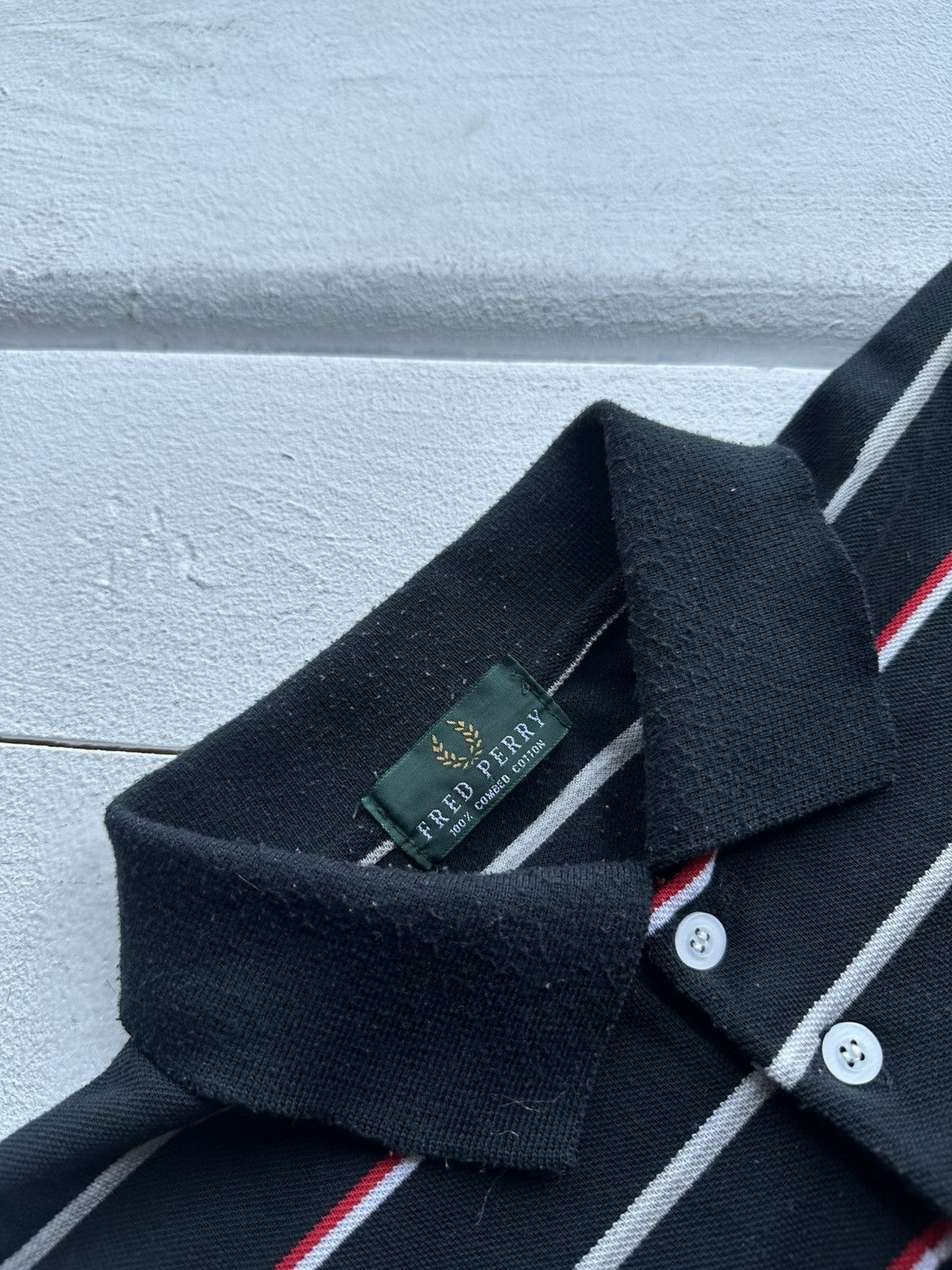 Fred Perry VNTG🚨 FRED PERRY POLO WITH LOGO Y2K RARE CASUALS Size US L / EU 52-54 / 3 - 5 Thumbnail