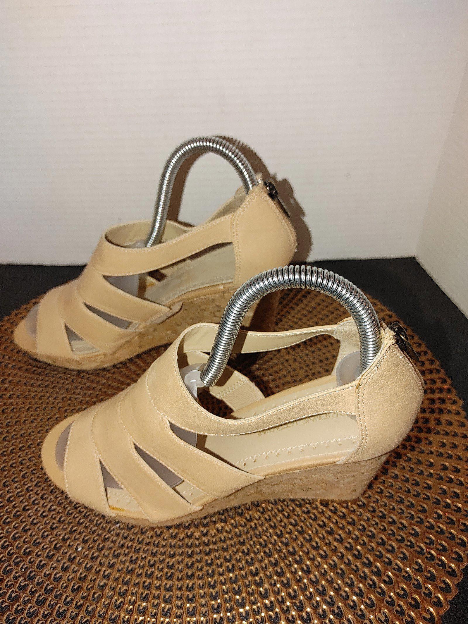 Designer Adrienne Vittadini Cate Wedge Nude Sandals Size 7.5 Size US 7.5 / IT 37.5 - 2 Thumbnail